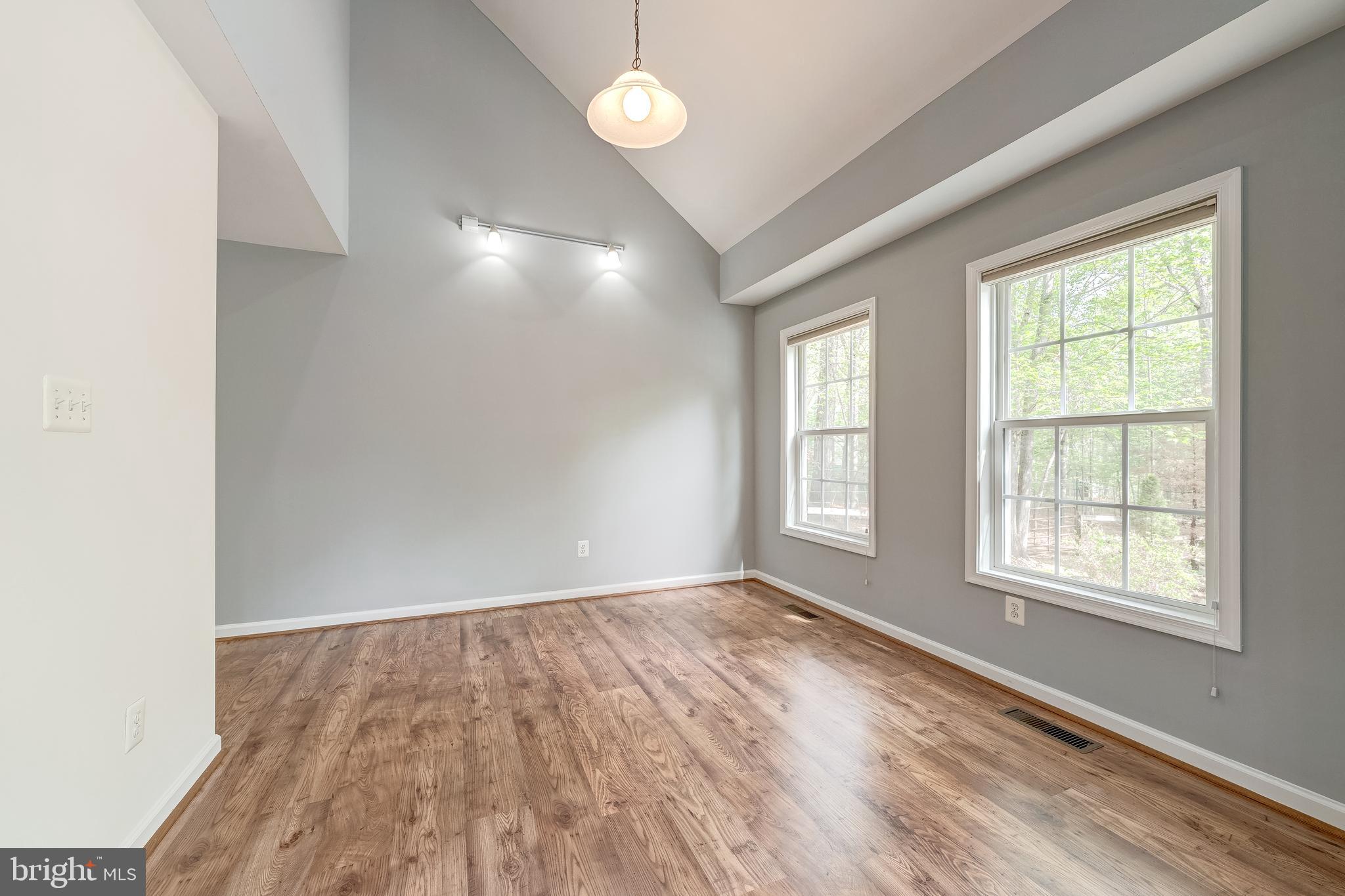 EDGEWOOD BAY - Residential