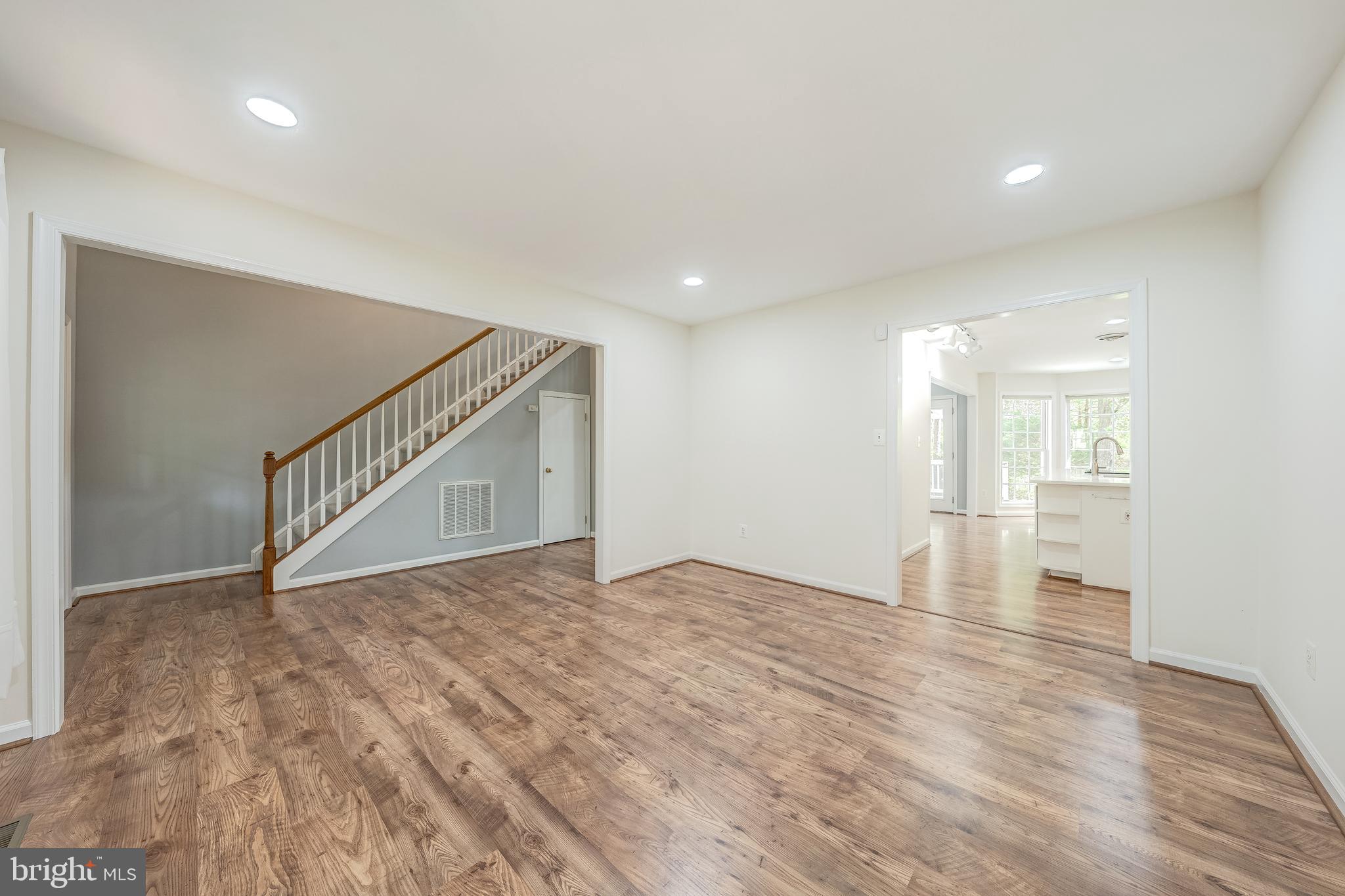 EDGEWOOD BAY - Residential