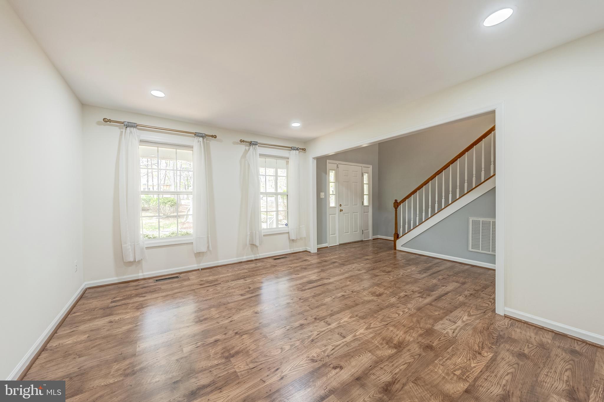 EDGEWOOD BAY - Residential