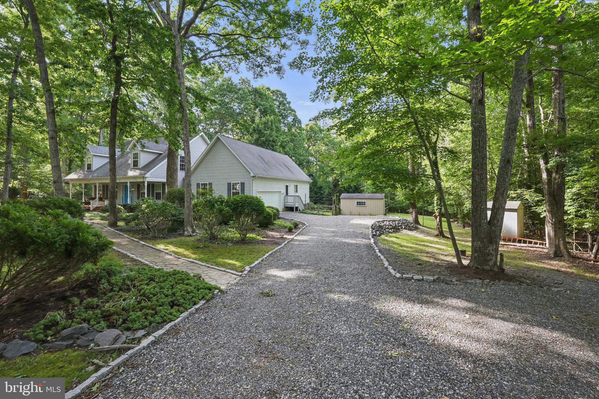 EDGEWOOD BAY - Residential