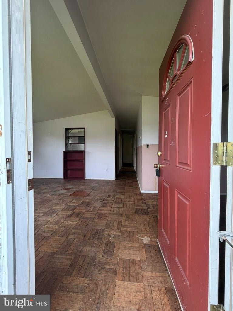 1705 SUNNY COURT