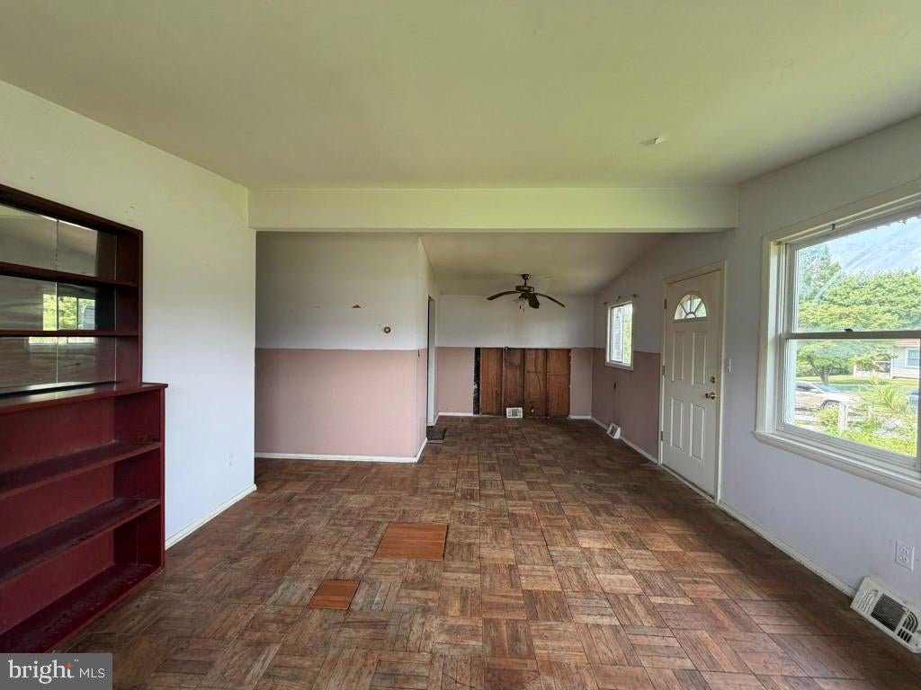1705 SUNNY COURT