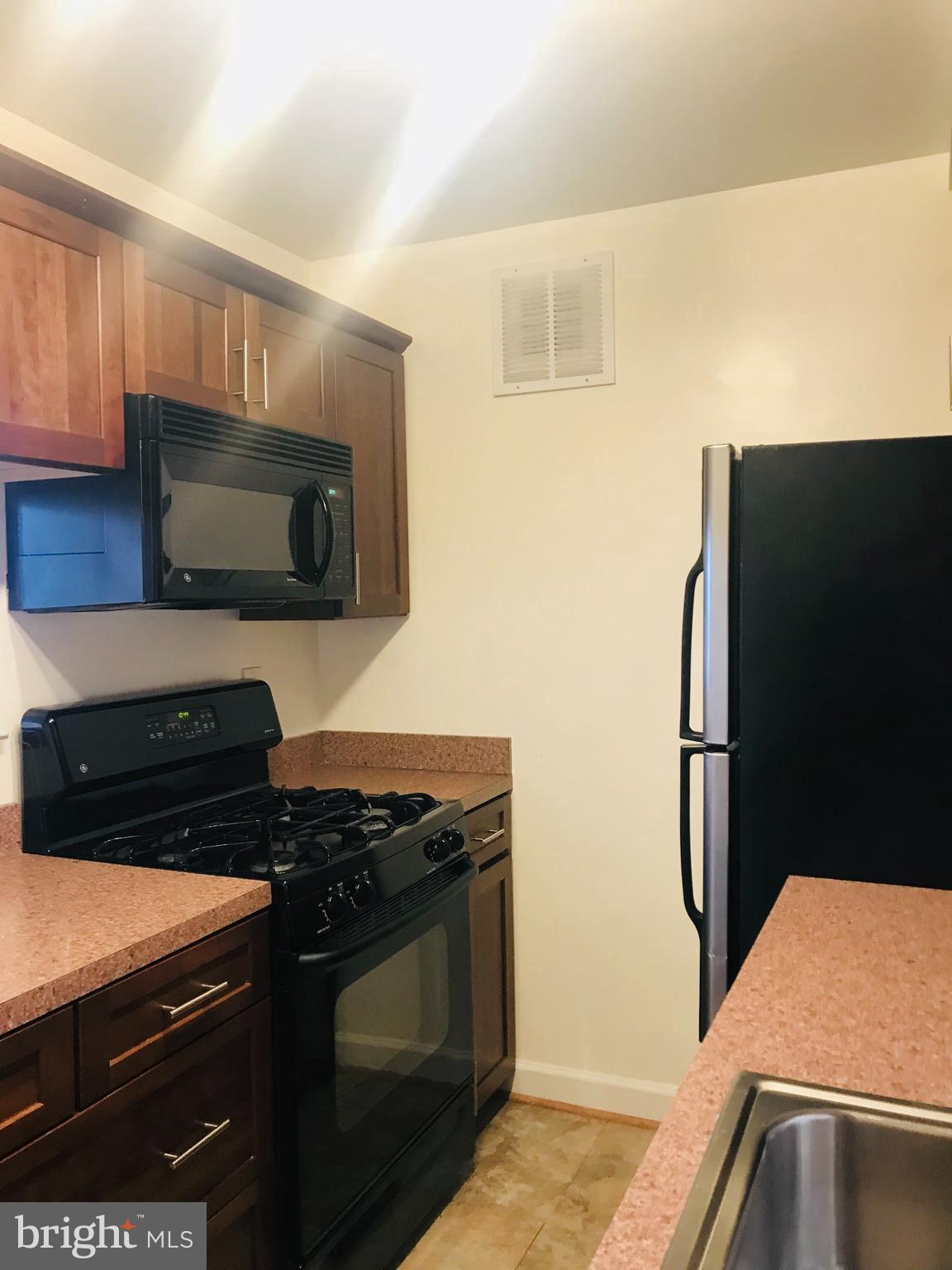 CARLYN PLACE - Residential Lease