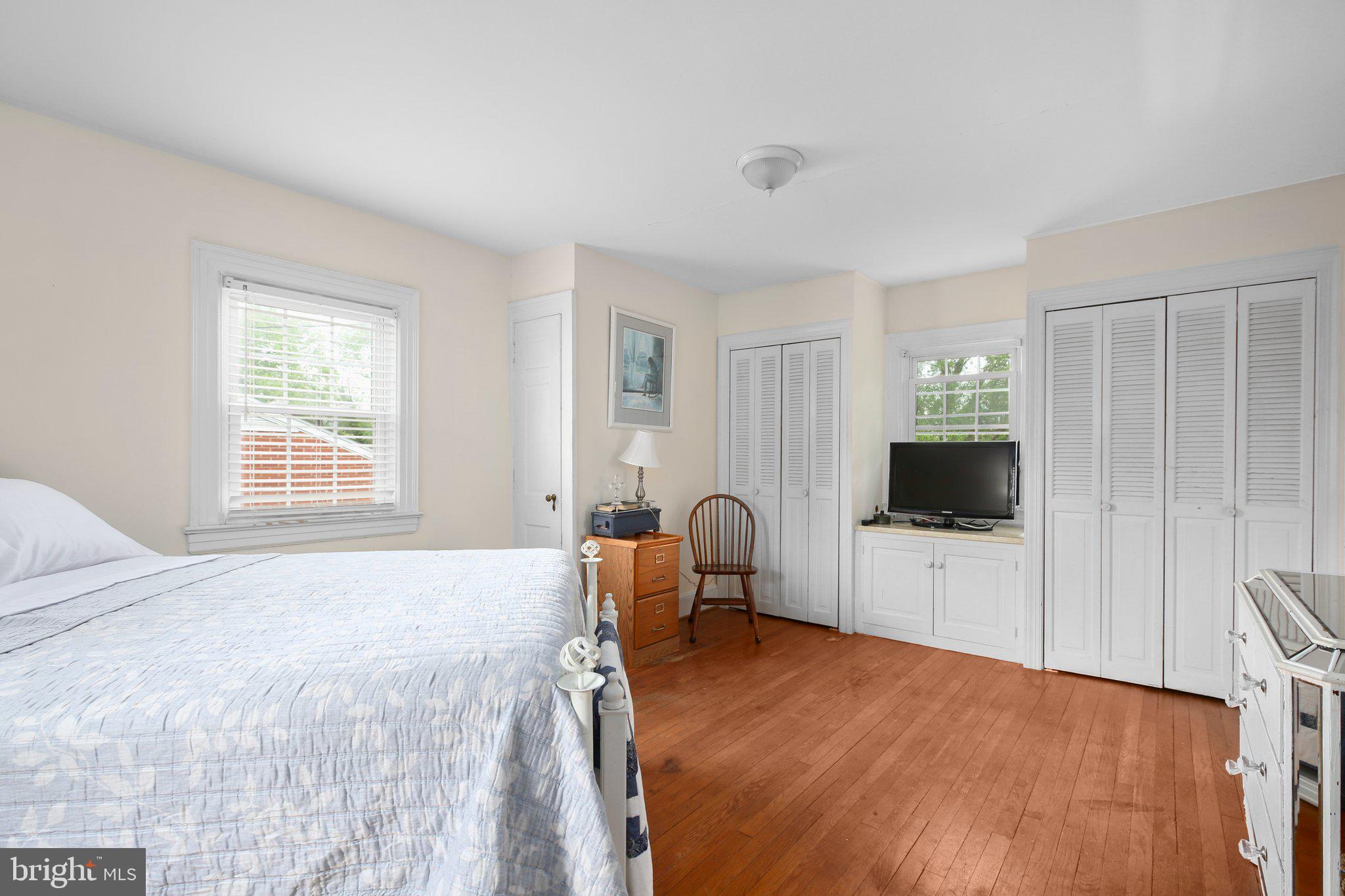 COLLEGE HEIGHTS - Residential