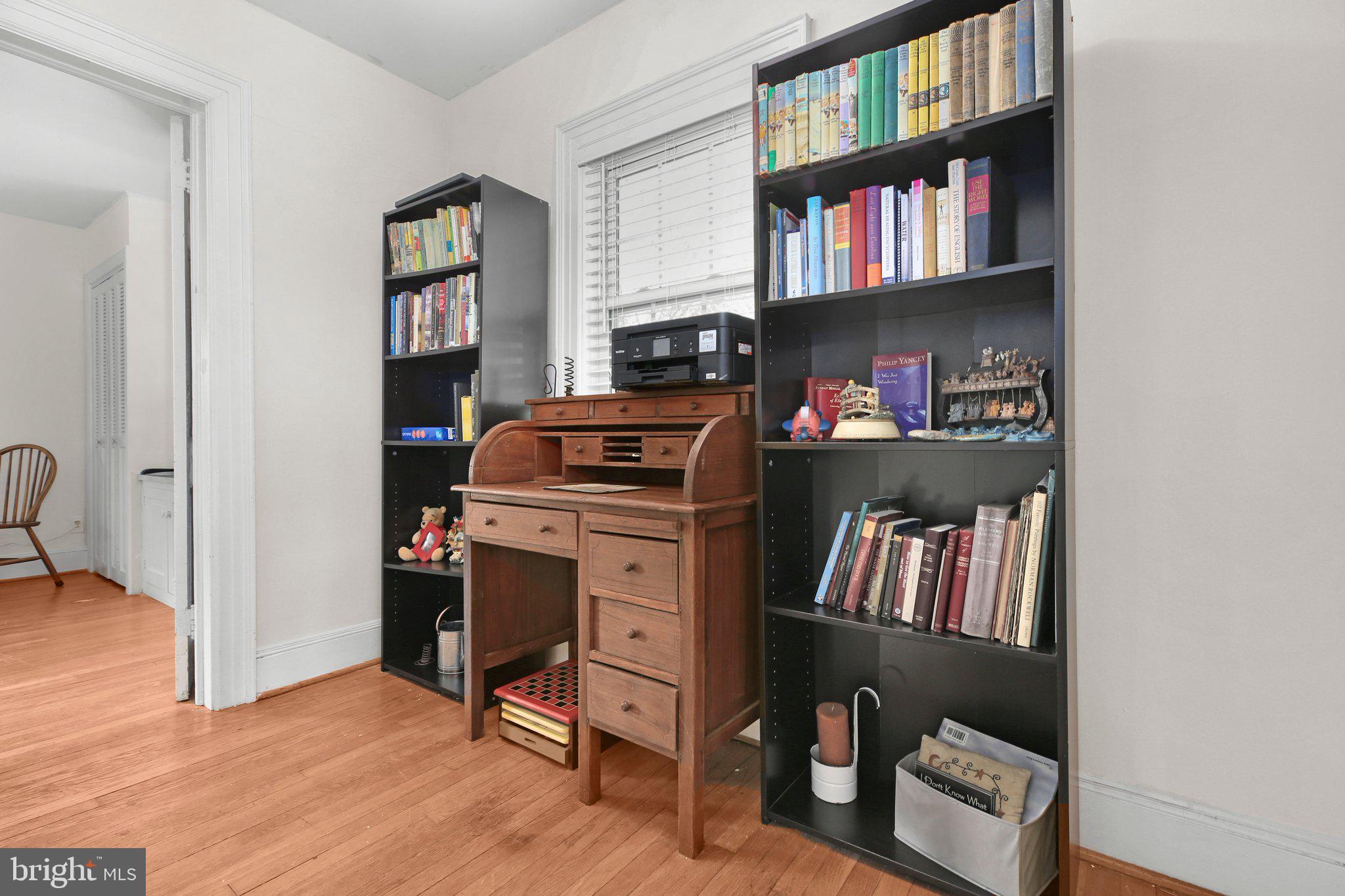 COLLEGE HEIGHTS - Residential