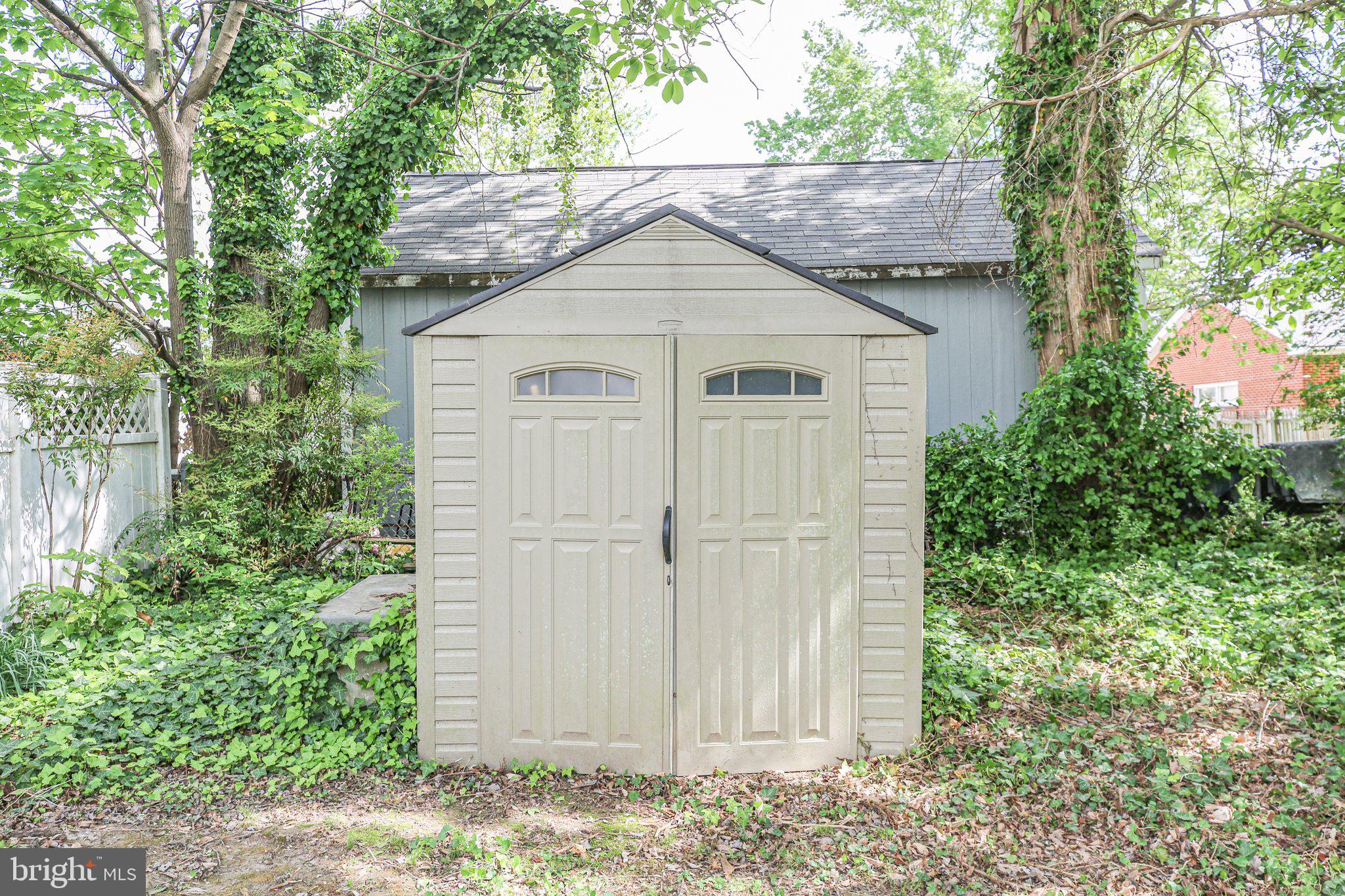 COLLEGE HEIGHTS - Residential