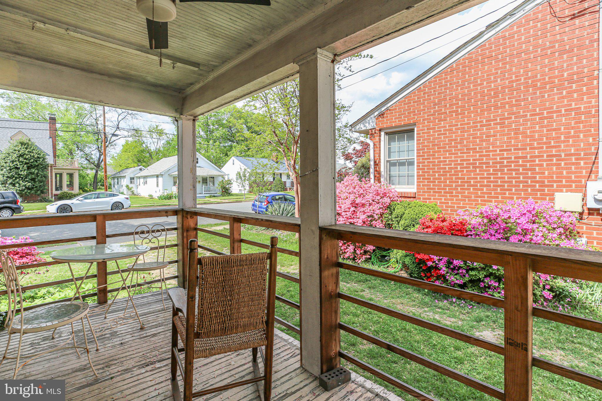 COLLEGE HEIGHTS - Residential