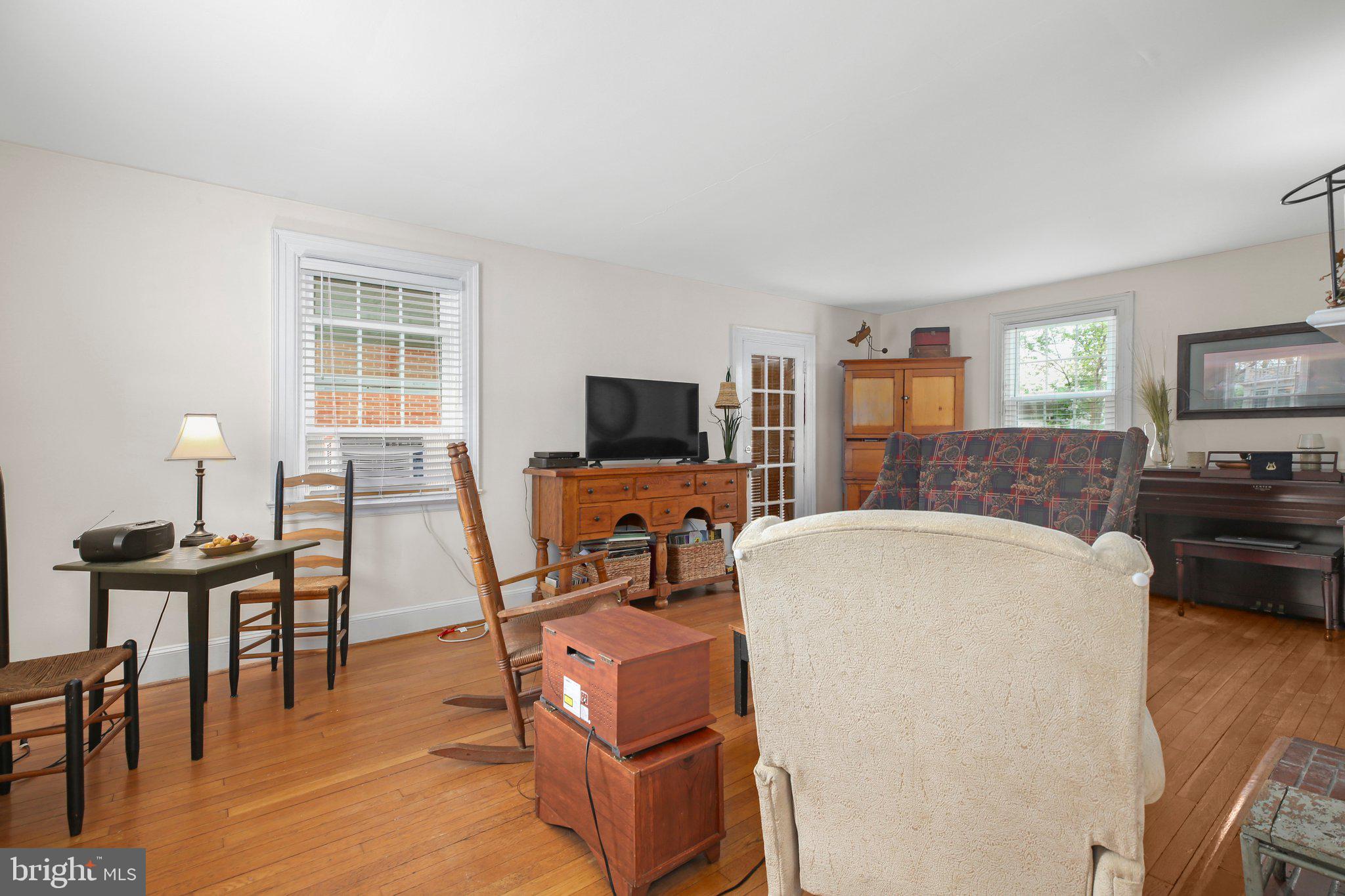 COLLEGE HEIGHTS - Residential