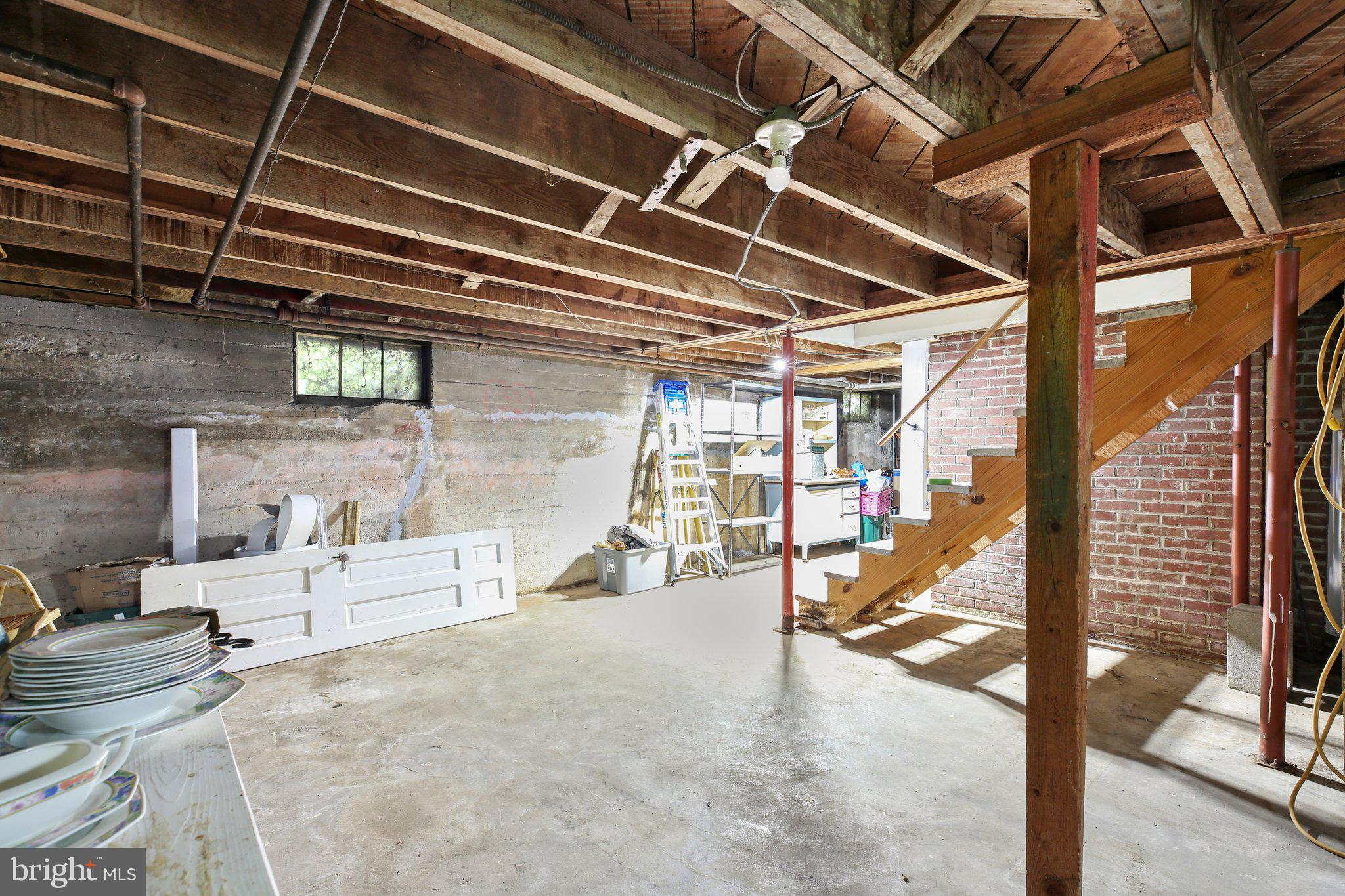 COLLEGE HEIGHTS - Residential