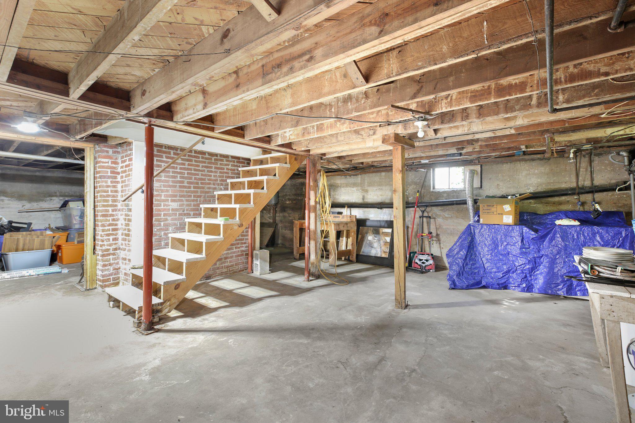 COLLEGE HEIGHTS - Residential