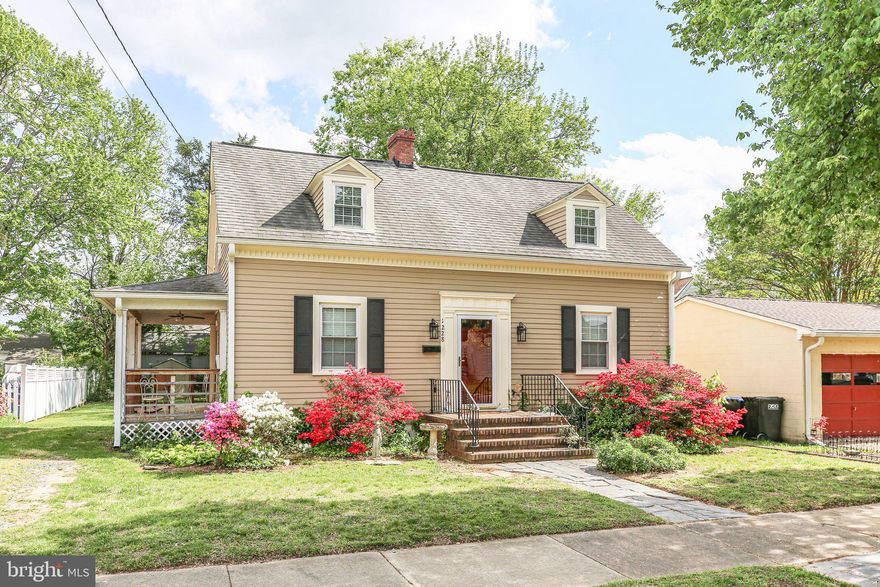 Charming cape cod in sought after College Heights neighborhood.  Close to the college, VRE, I95, hospitals & shopping.  AS-IS Sale with no known issues.  Off street as well as on street parking.  Large FR with wood burning fireplace.  Hardwood floors.  Side covered porch, can easily be screened.  Large flat lot.  Lots of closet/storage space.  Full of sunlight.  Some rear fencing.  Shed.  Some new windows.  New painting, new kitchen floor and exterior wood recently painted as well.  Age of home and square footage is approx.