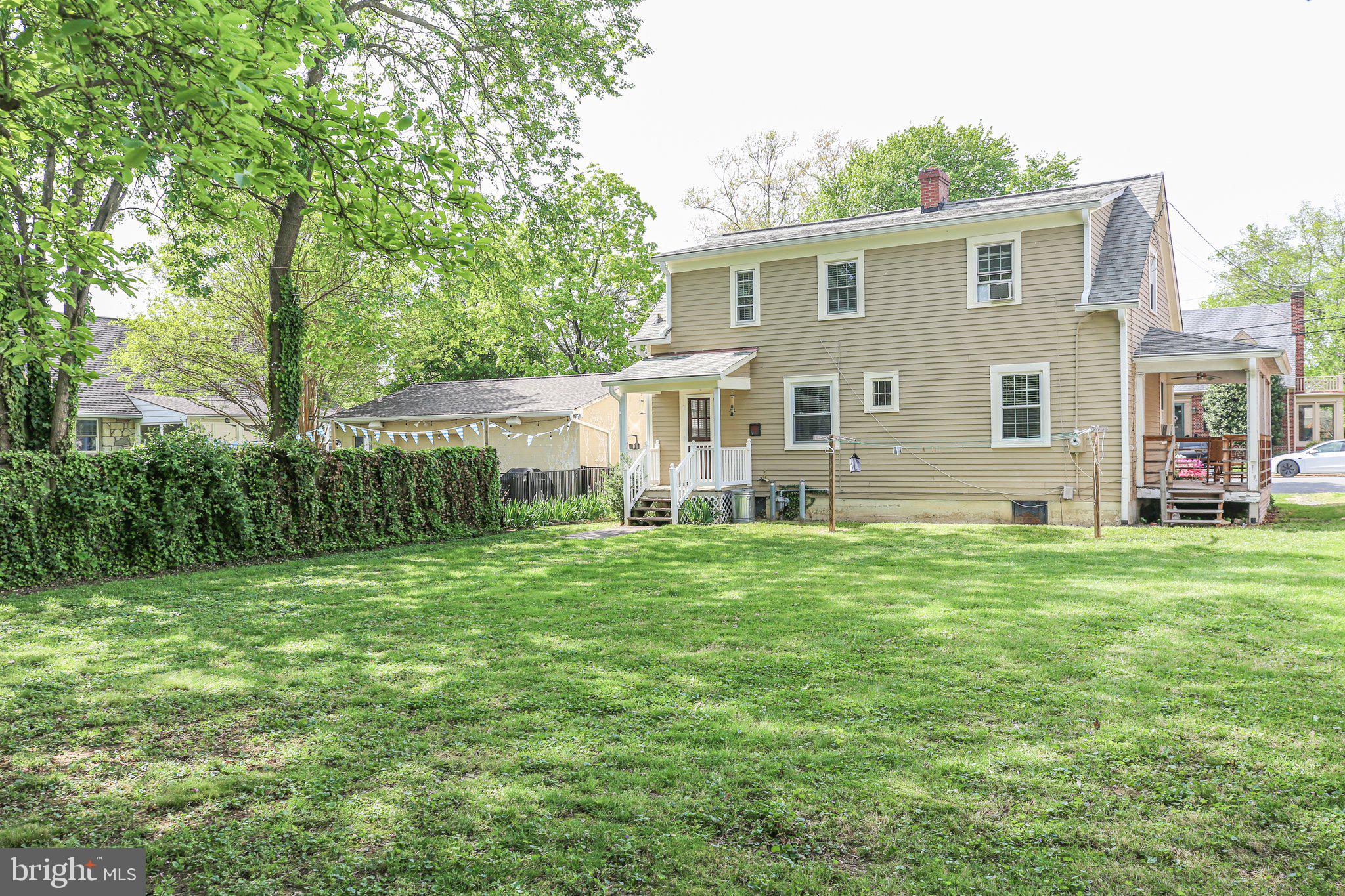 COLLEGE HEIGHTS - Residential