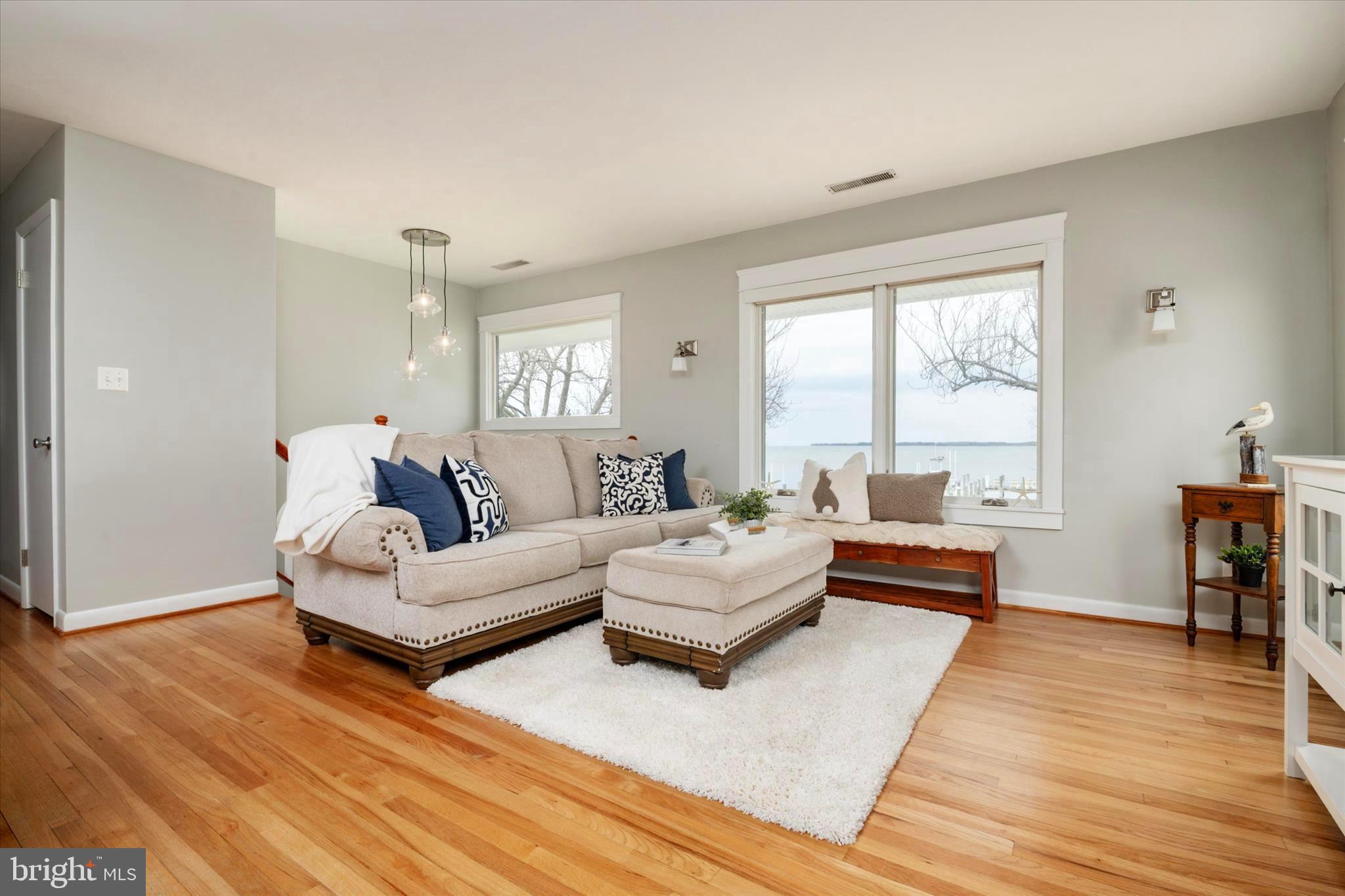 CHESTER RIVER BEACH - Residential