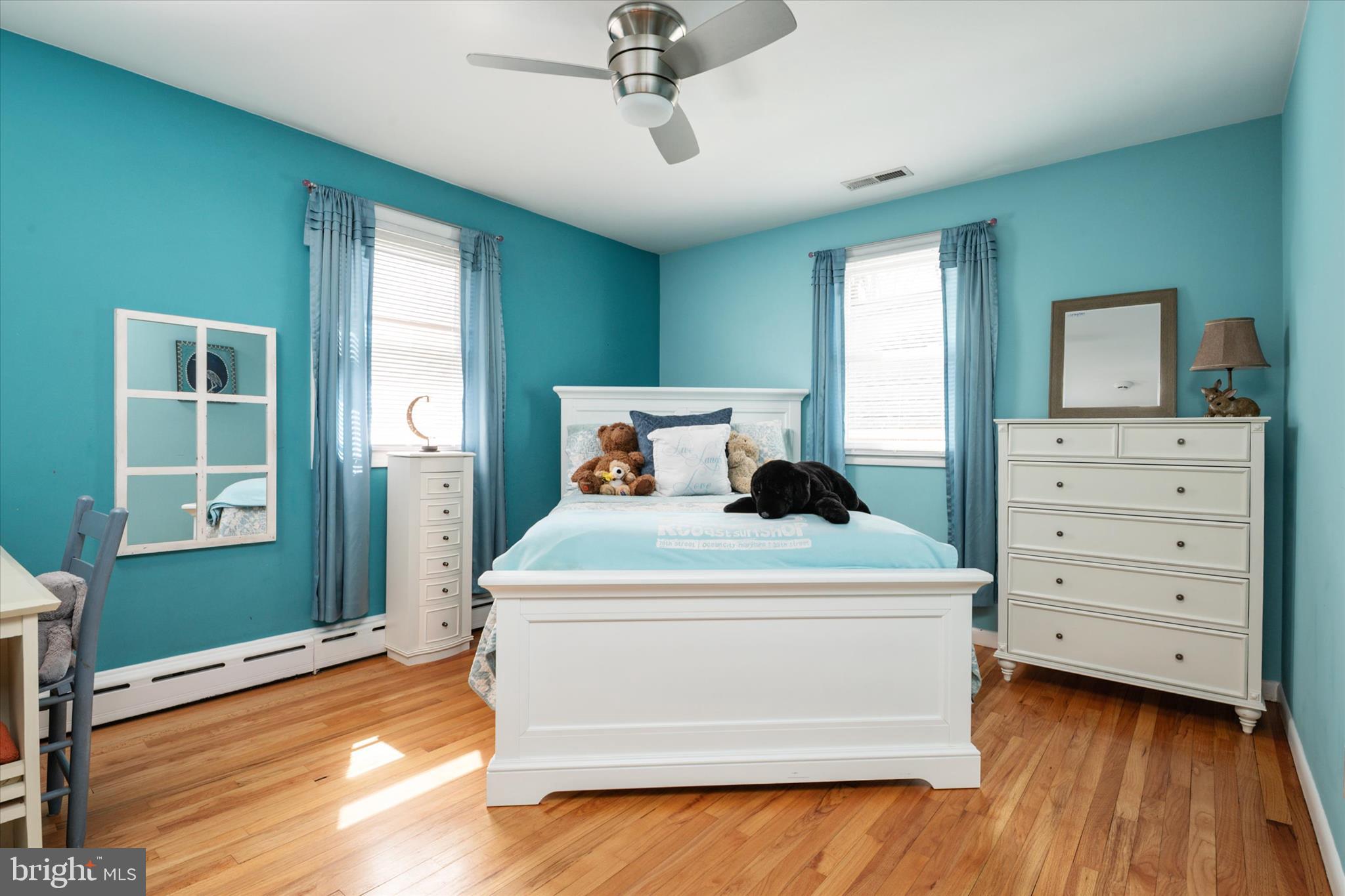 CHESTER RIVER BEACH - Residential