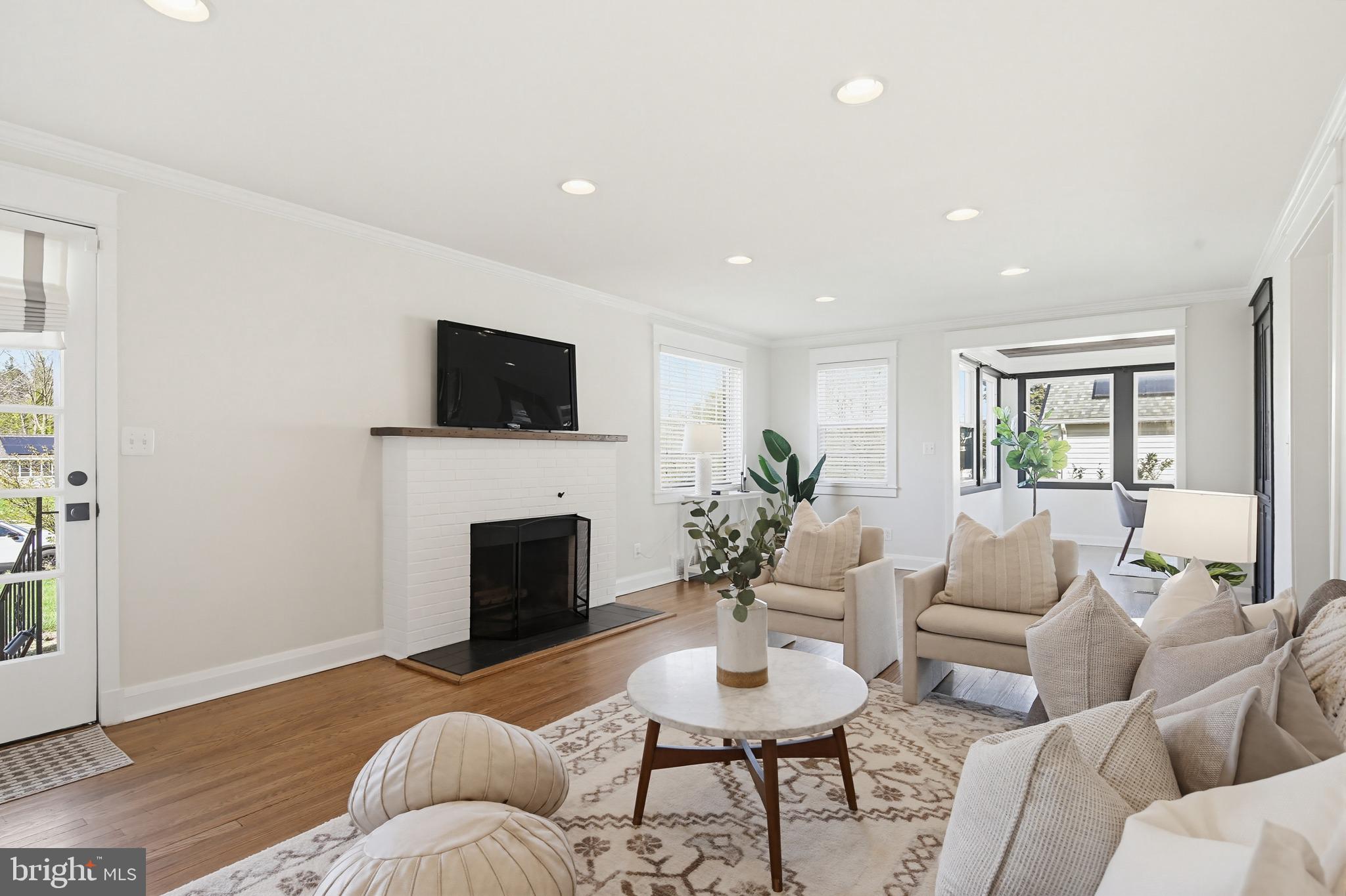 GRAHAM PLACE - Residential