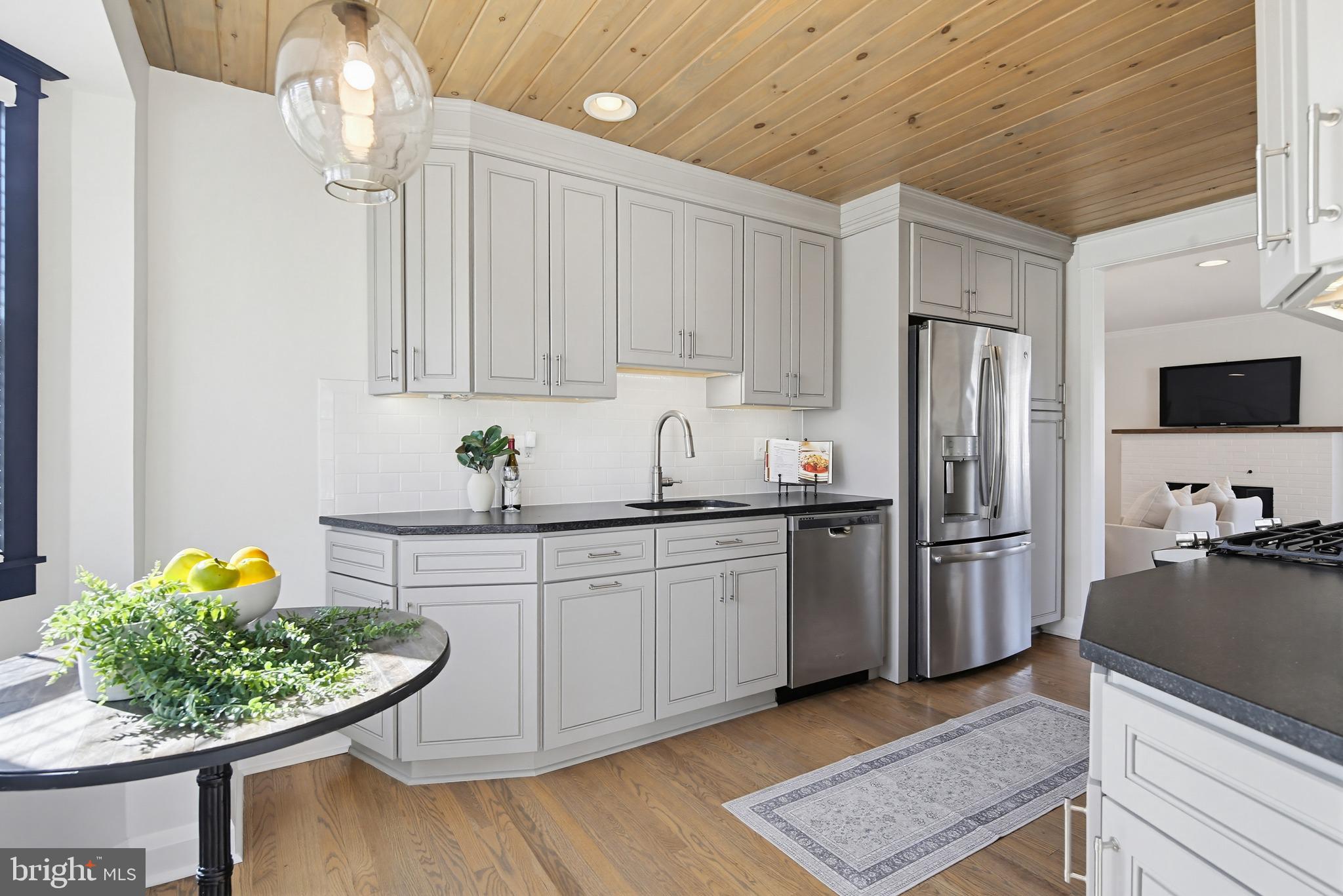 GRAHAM PLACE - Residential