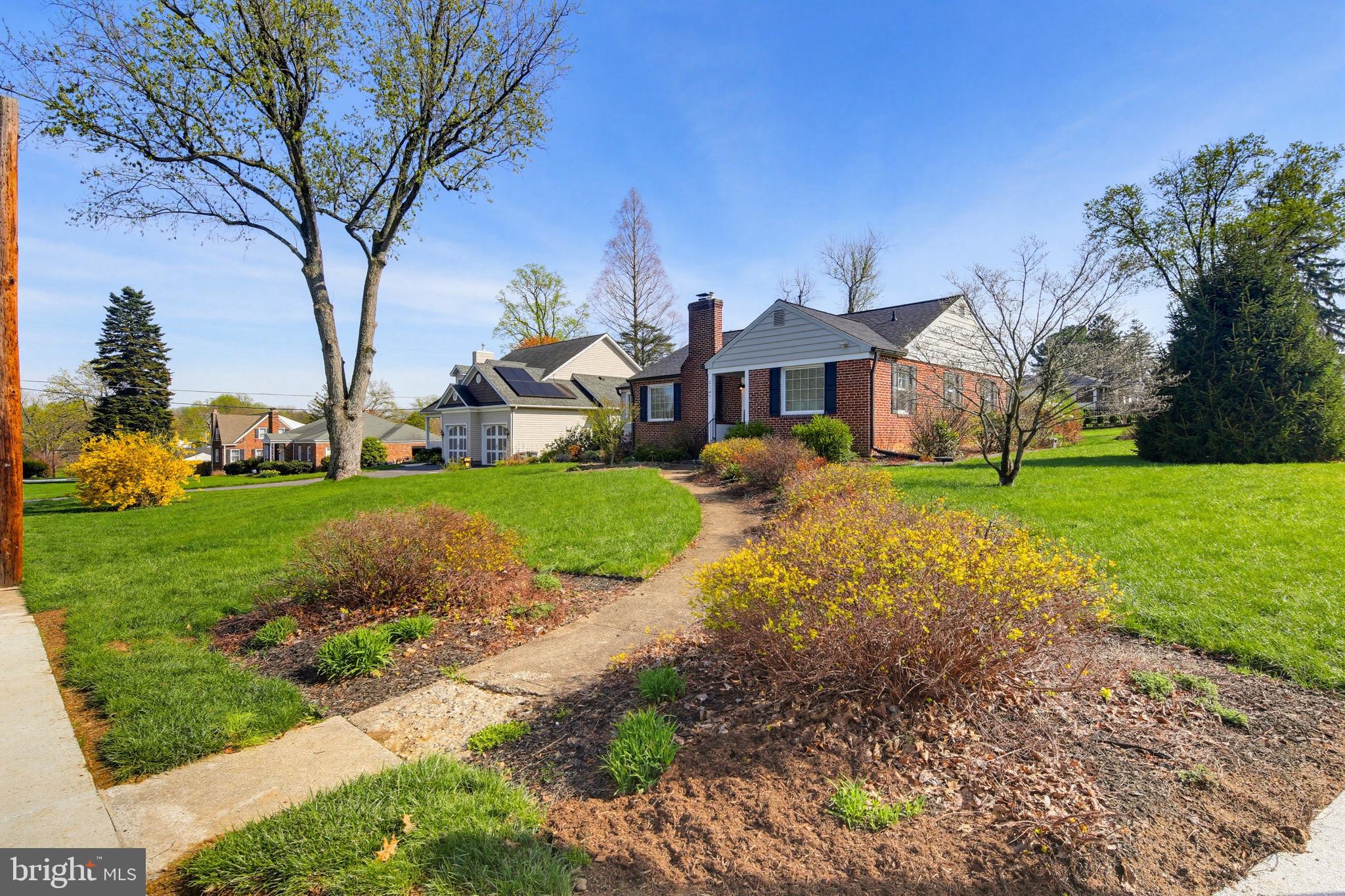 GRAHAM PLACE - Residential