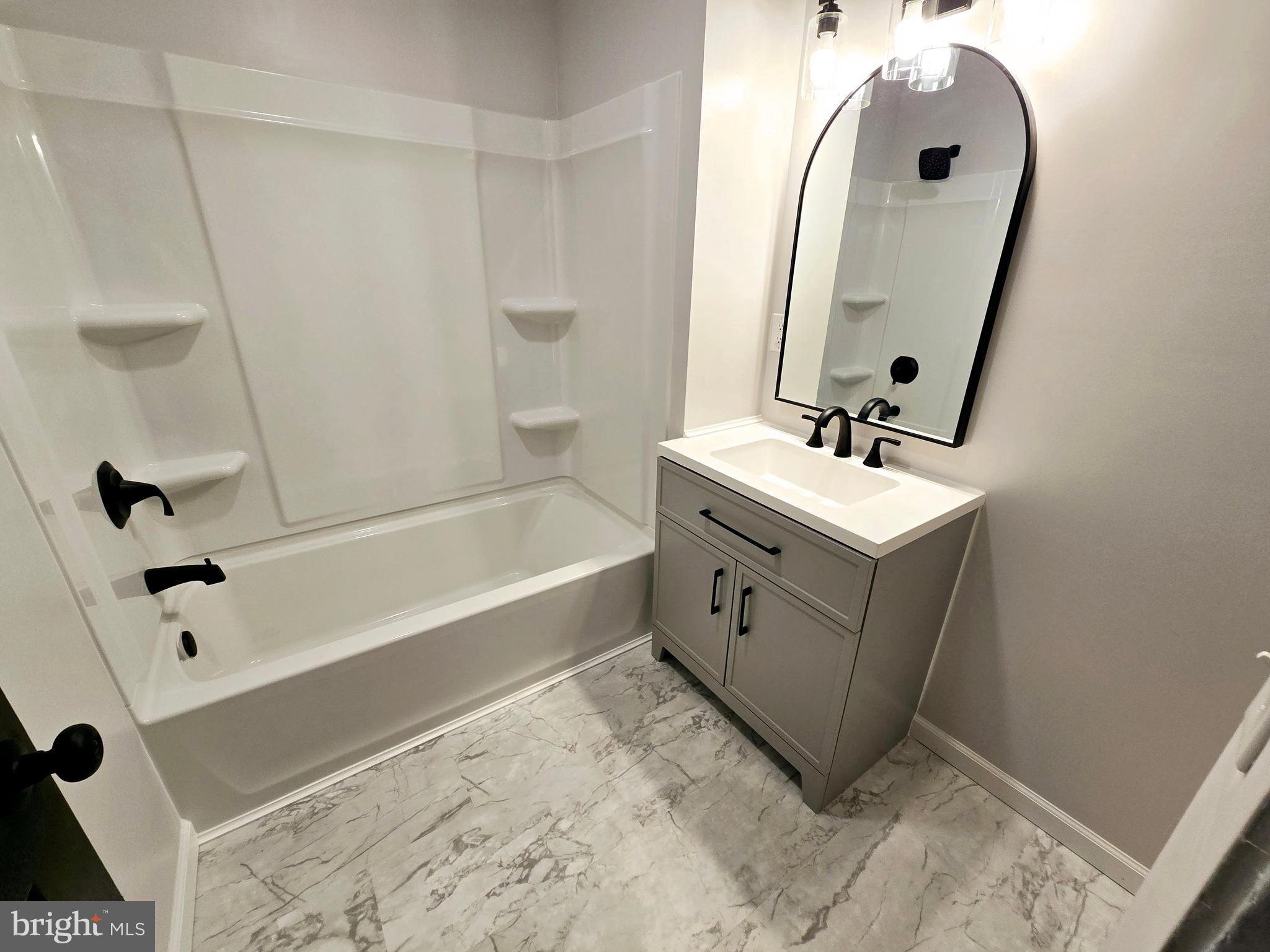 BEL AIR - Residential