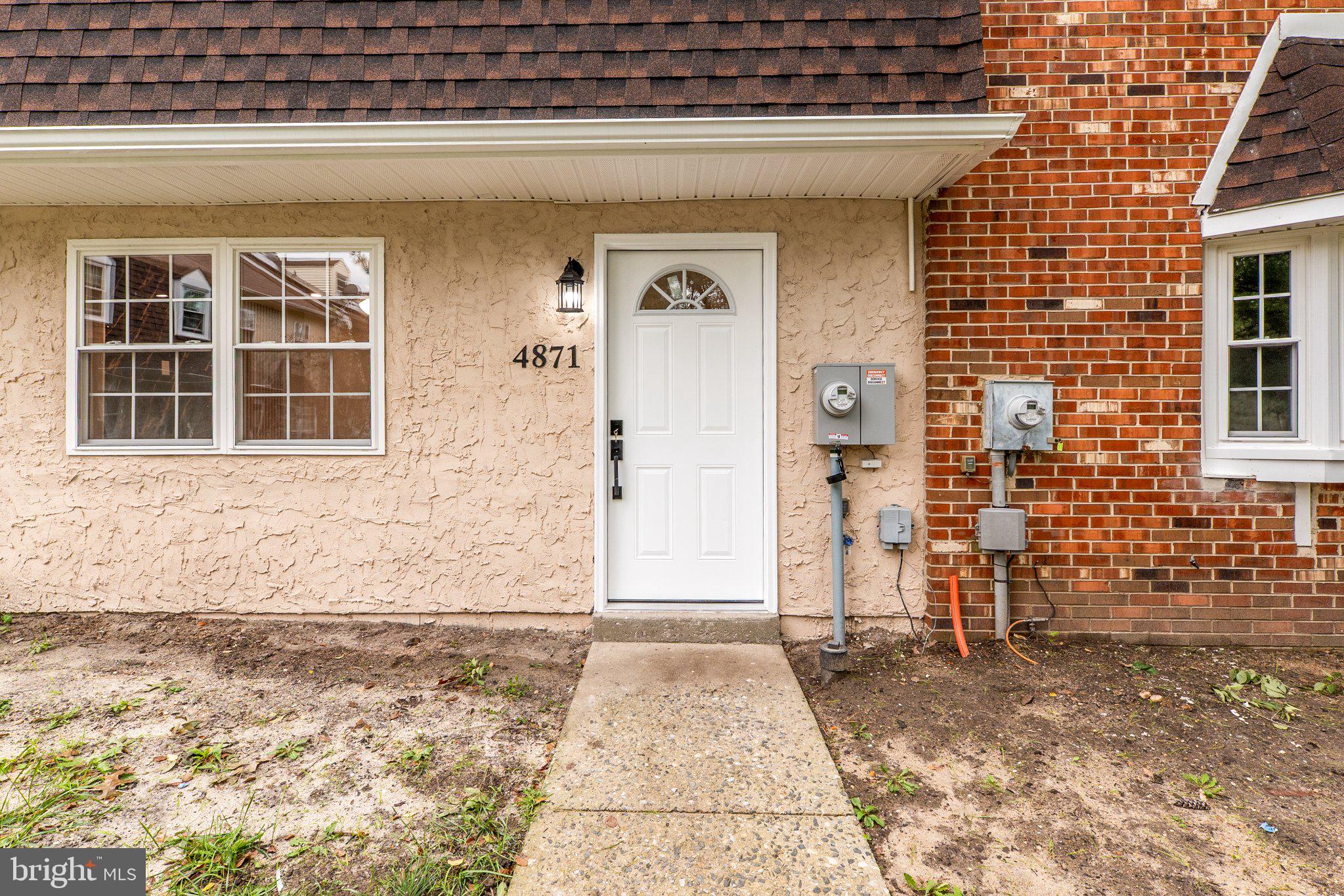 4871 BALA COURT