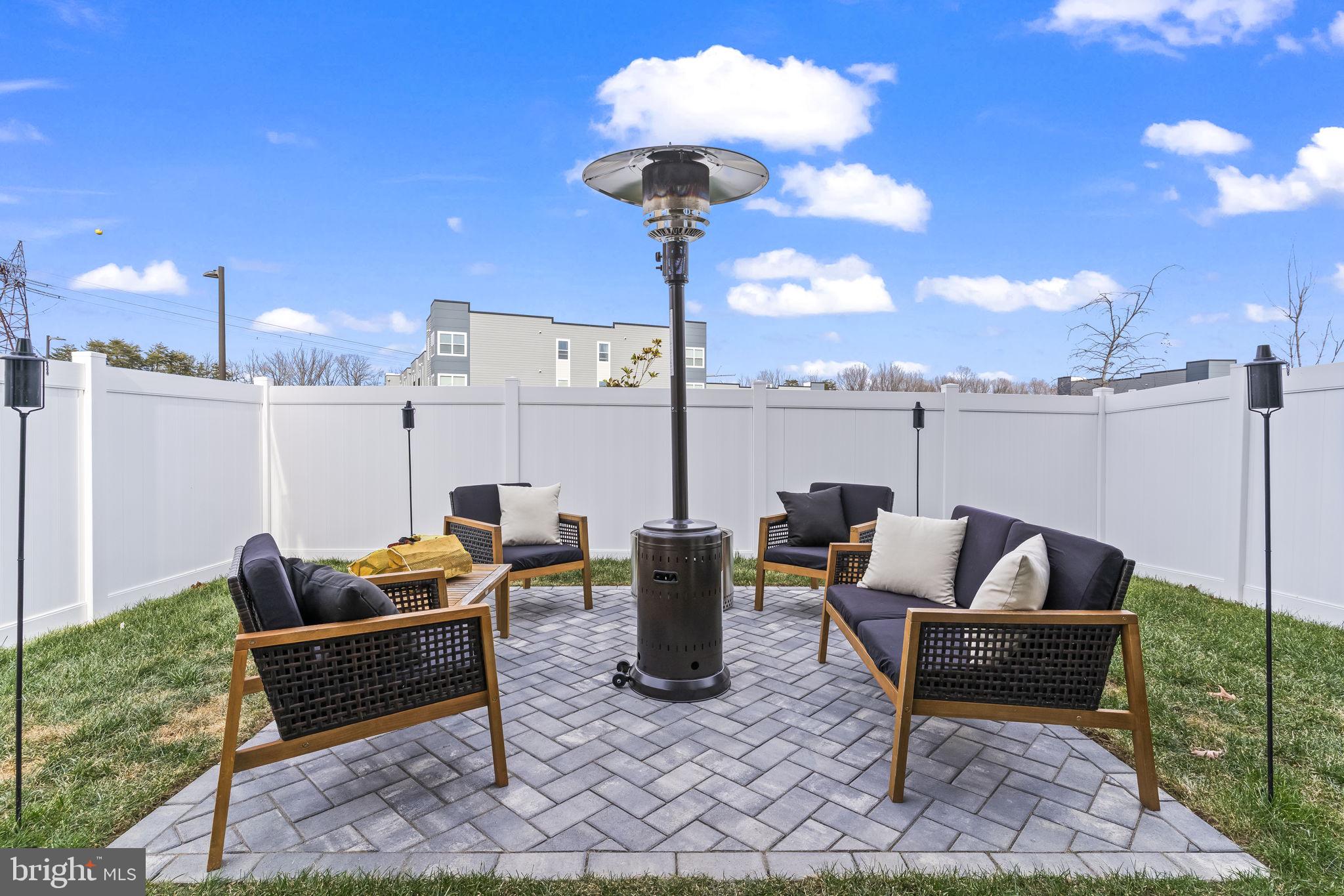 HIGHLAND PARK - Residential