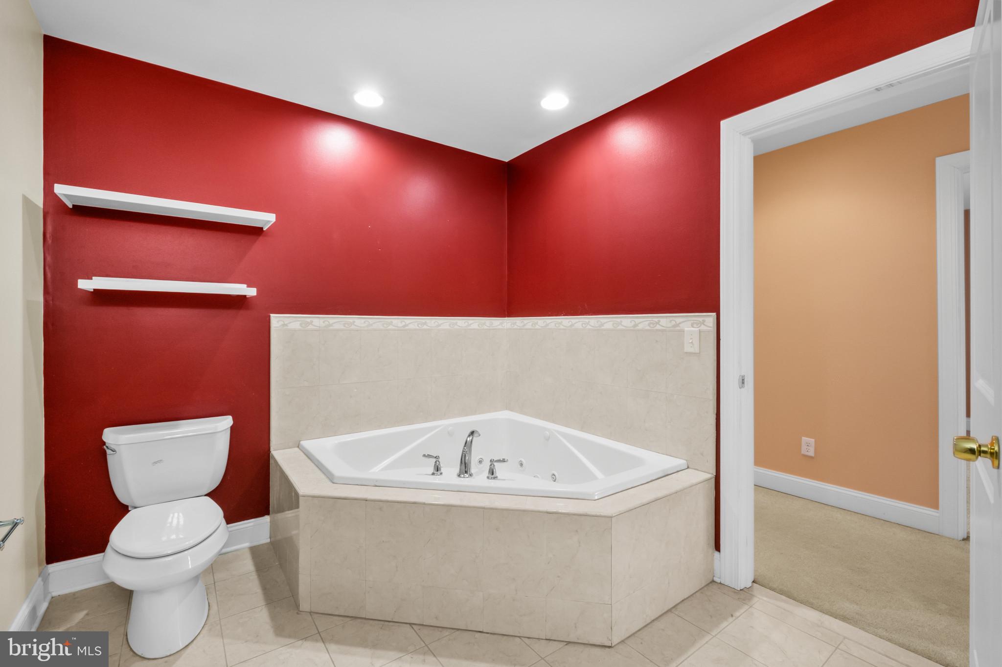 PINTAIL POINTE - Residential