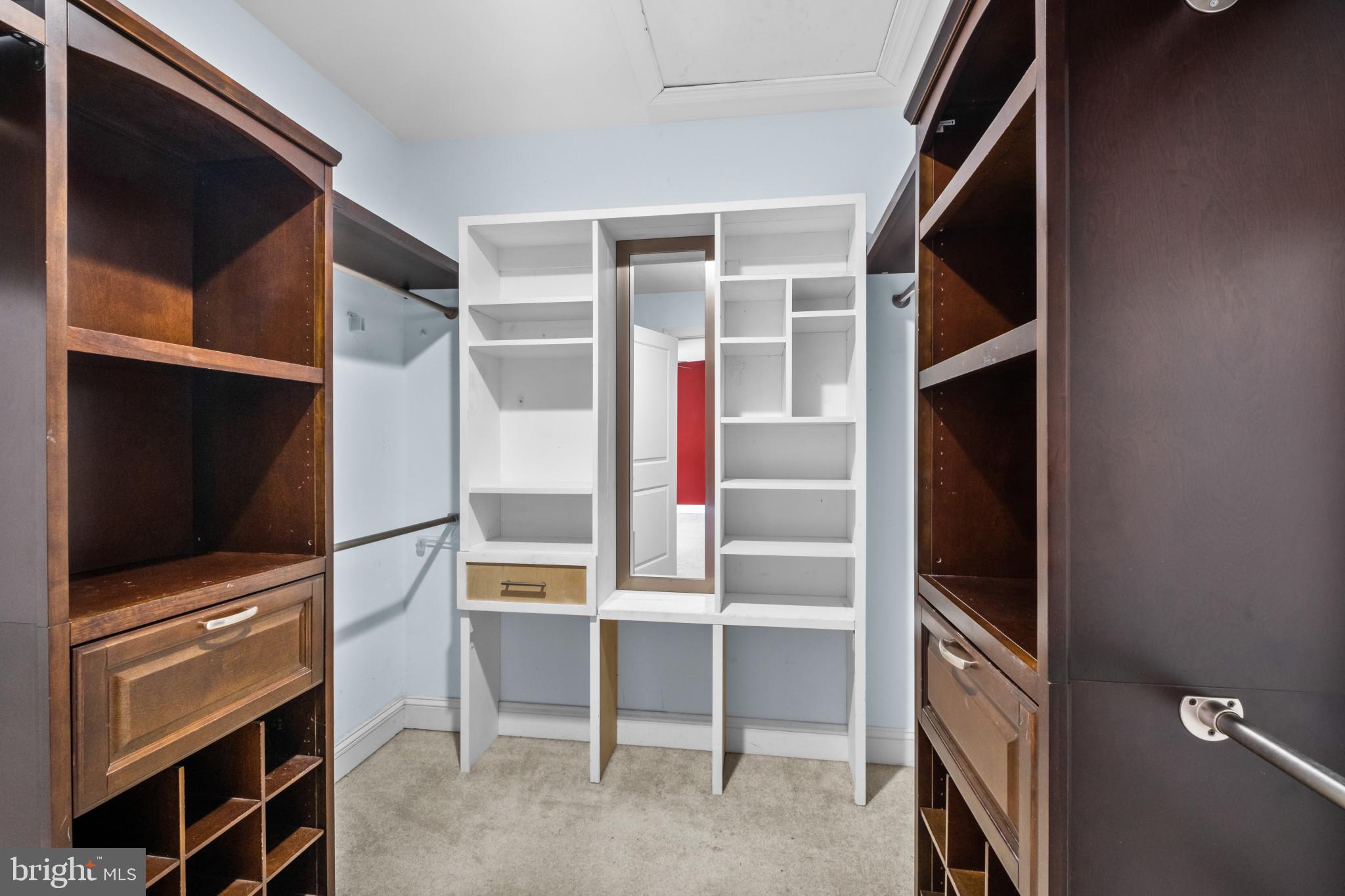 PINTAIL POINTE - Residential