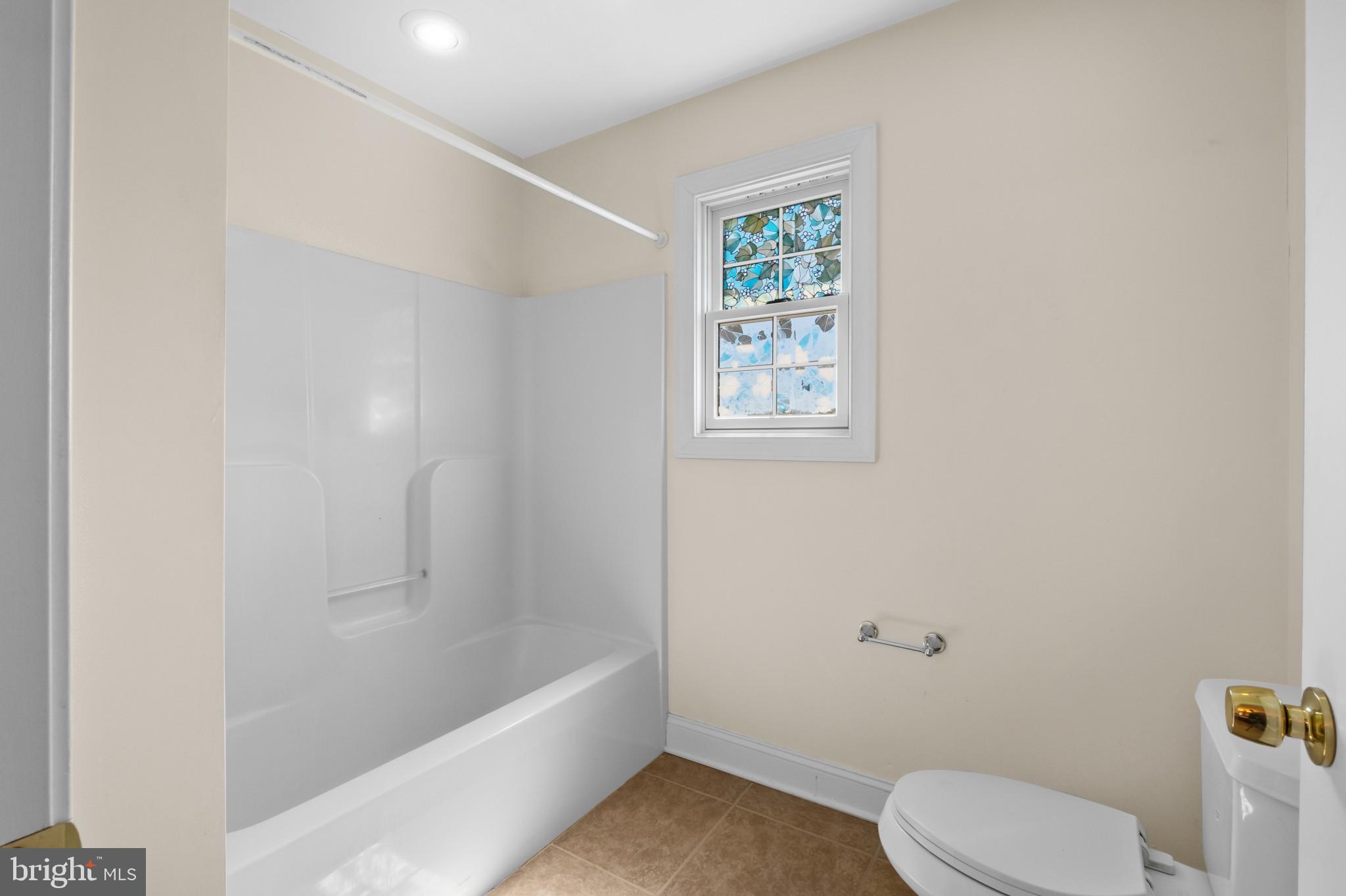 PINTAIL POINTE - Residential