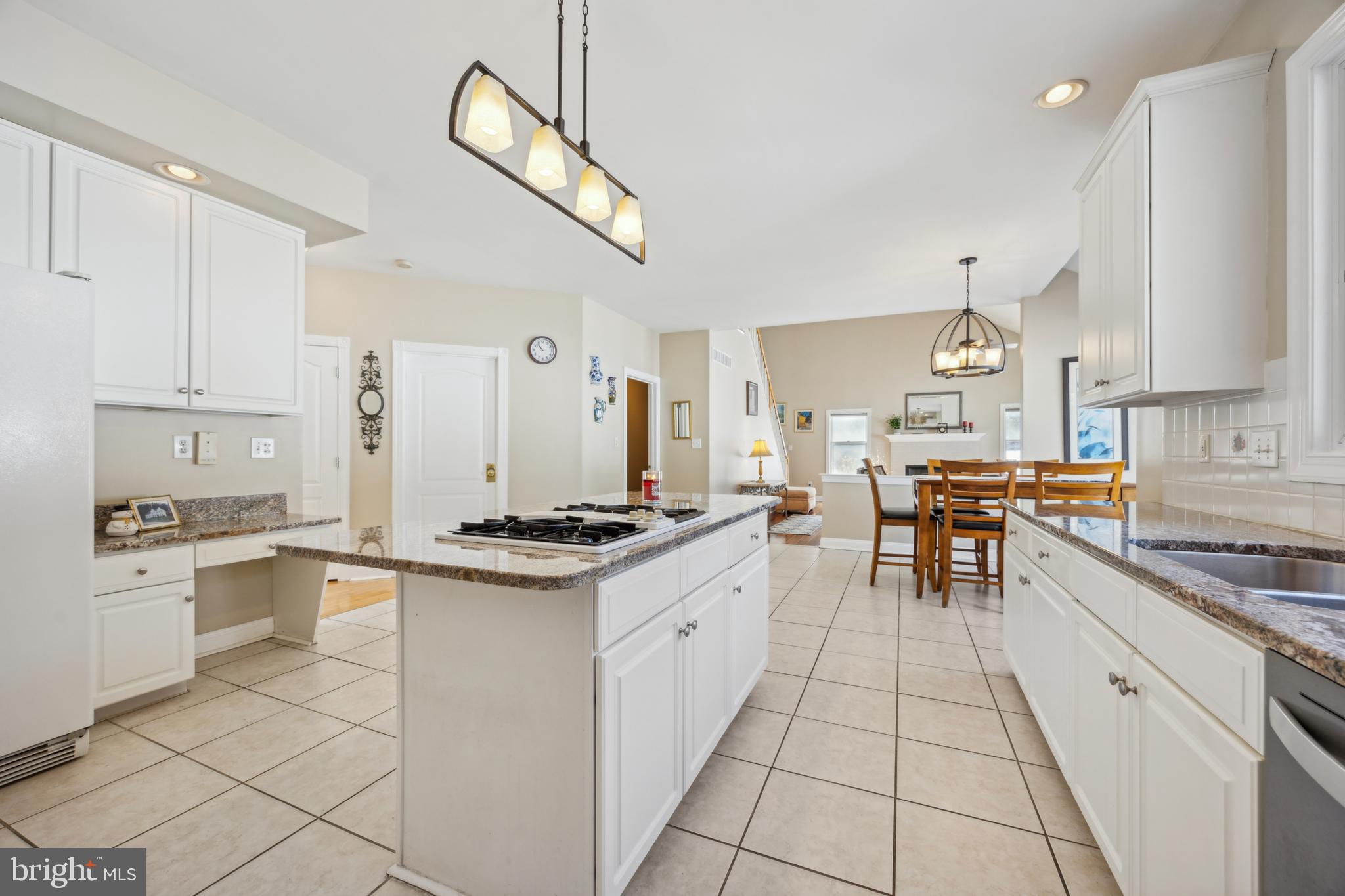 ROSE TREE ESTS - Residential