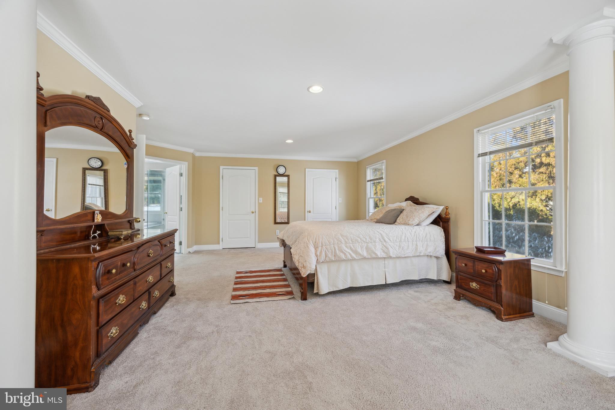 ROSE TREE ESTS - Residential