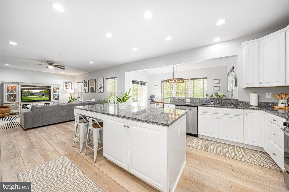 HOLLY RIDGE - Residential