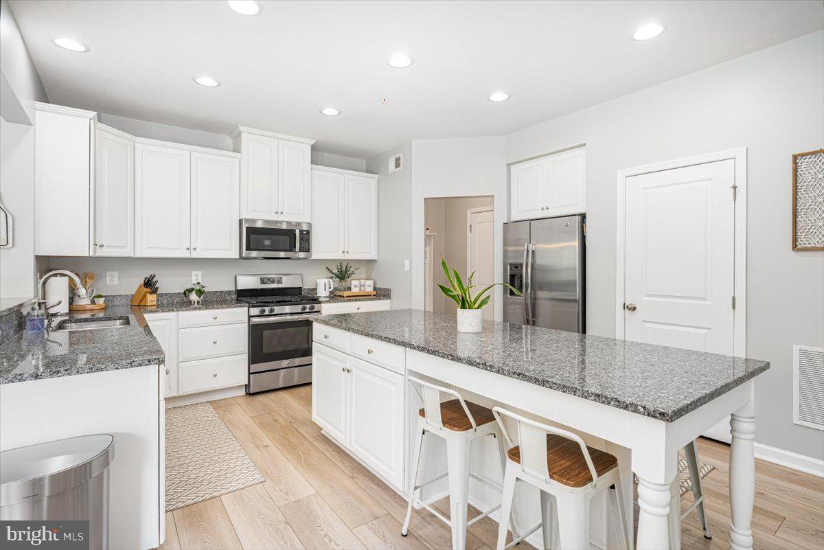 HOLLY RIDGE - Residential