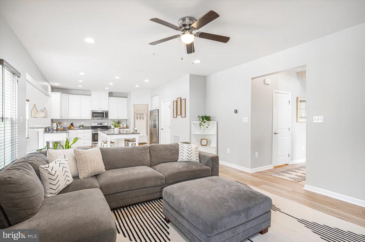 HOLLY RIDGE - Residential