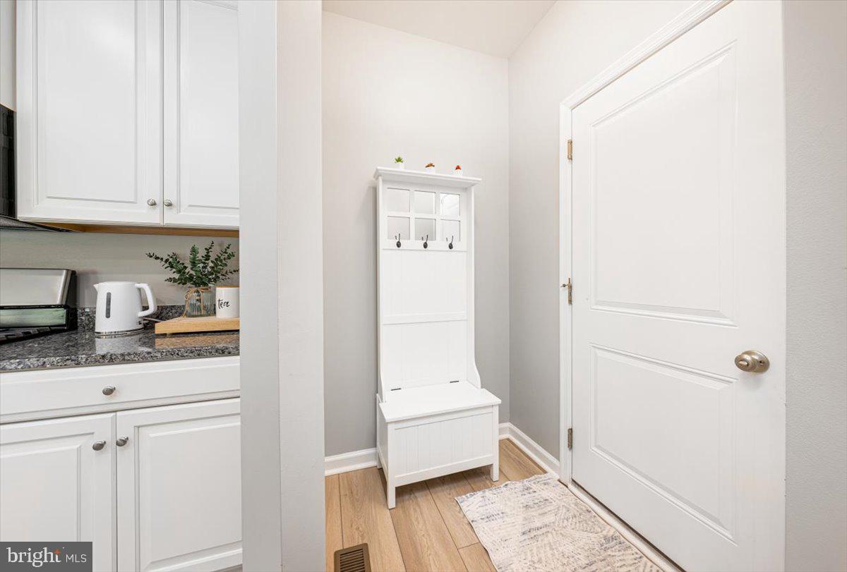 HOLLY RIDGE - Residential