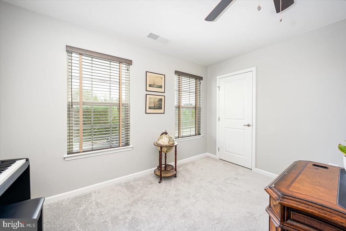 HOLLY RIDGE - Residential