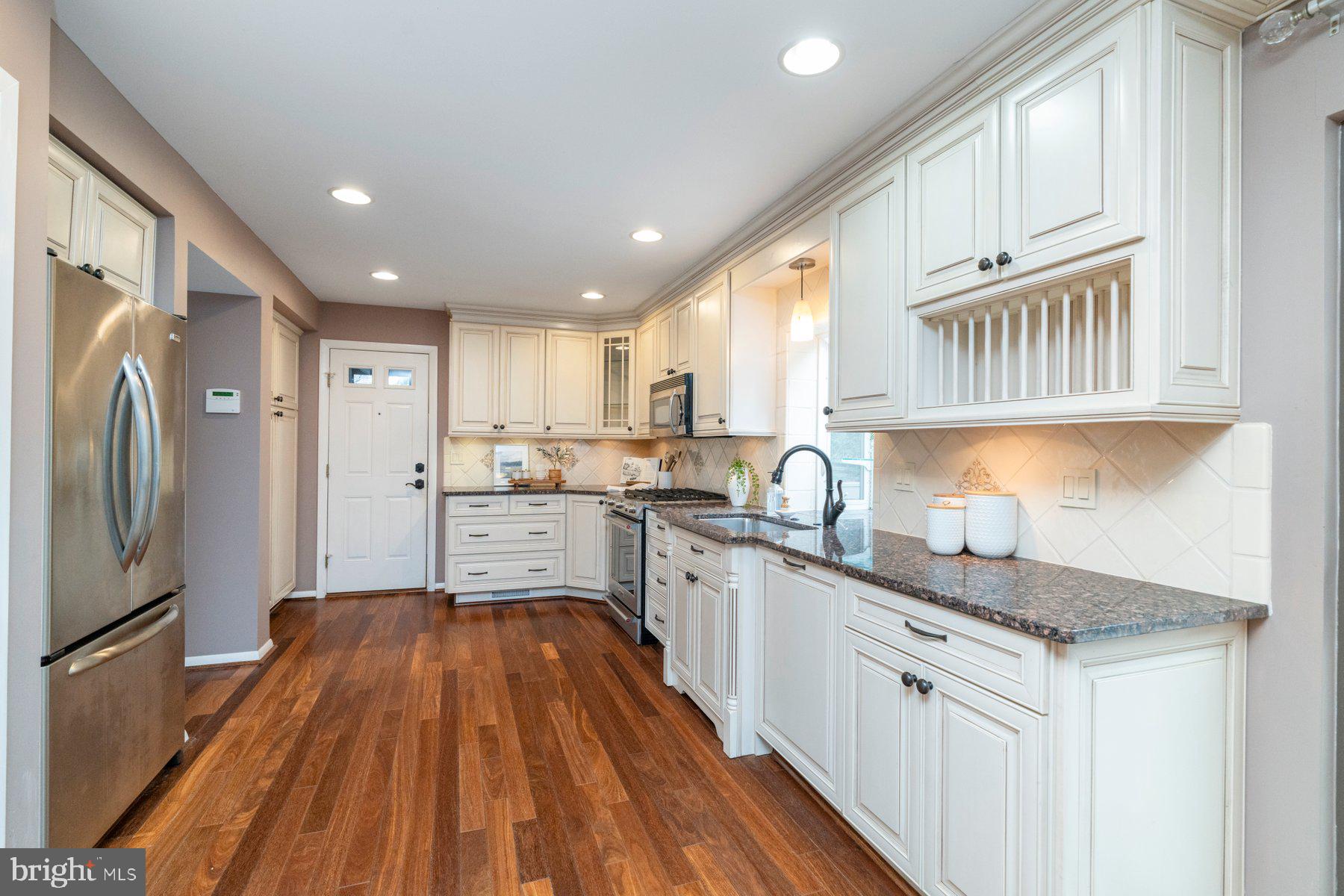 VELVET HILLS SOUTH - Residential