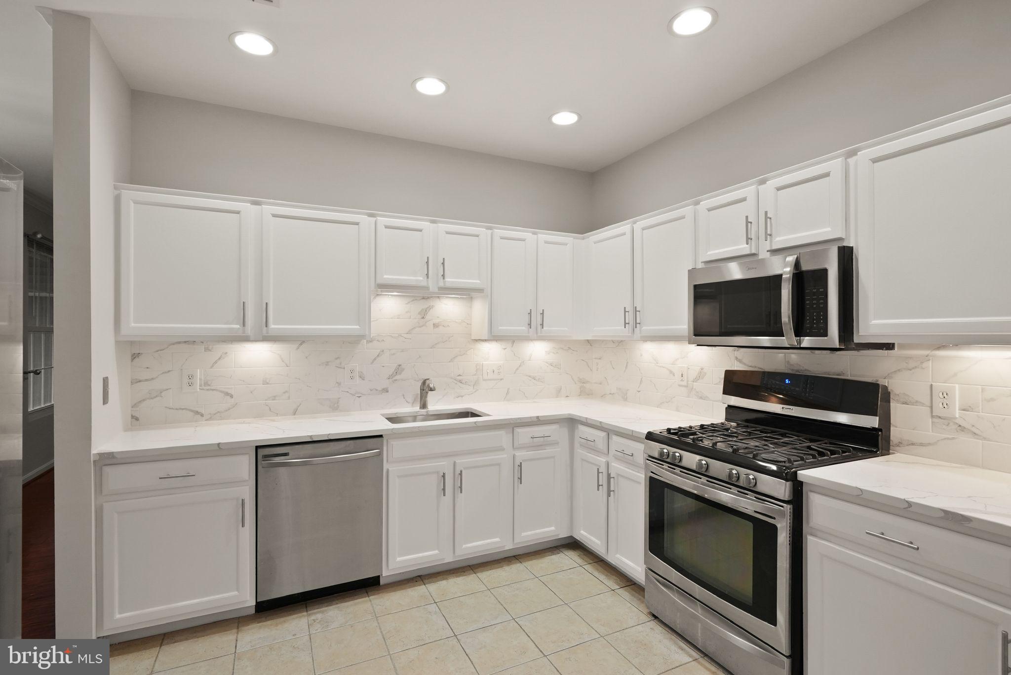 RIVERBEND AT CASCADES - Residential