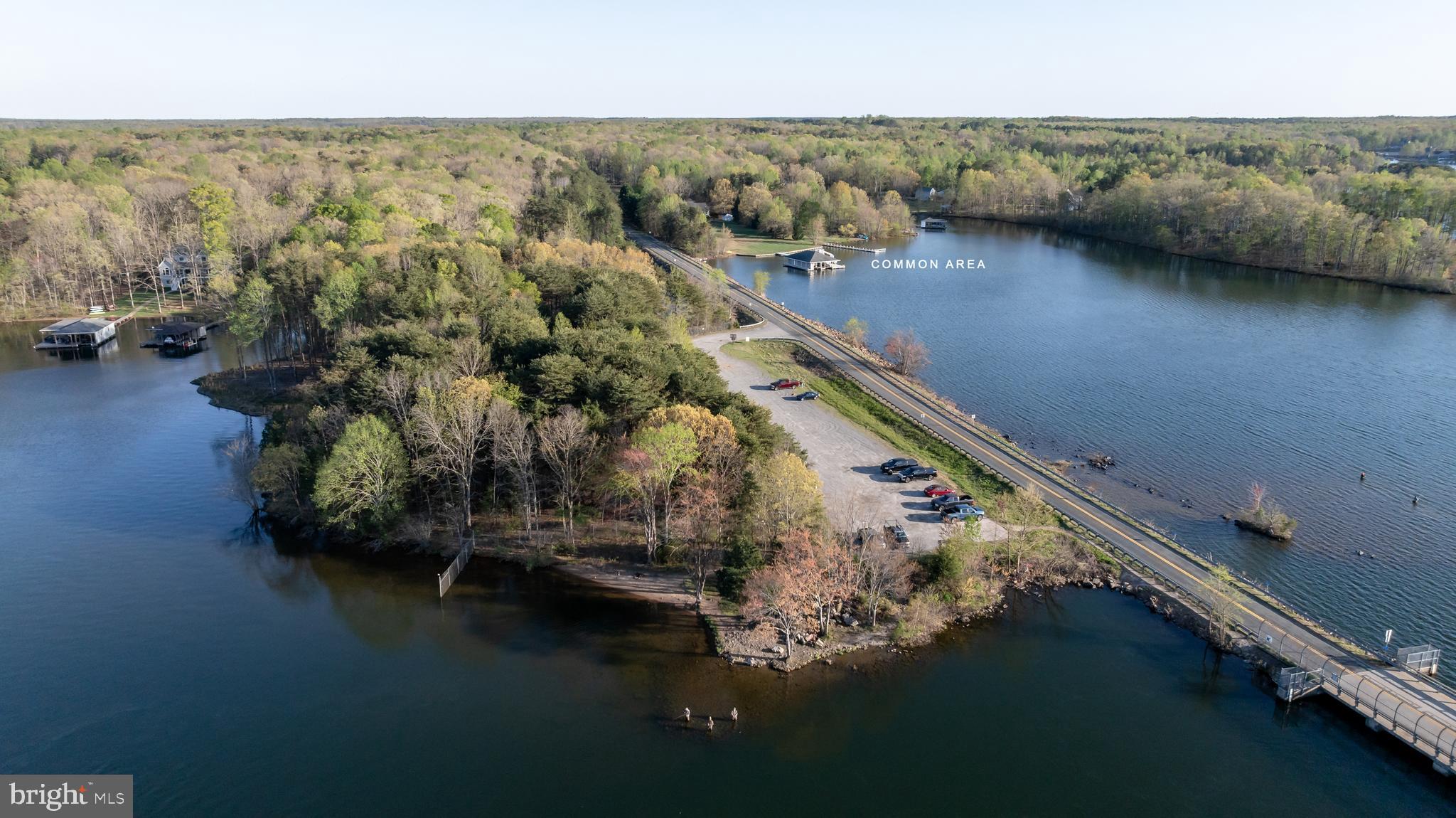 MOOREFIELDS LANDING - Land