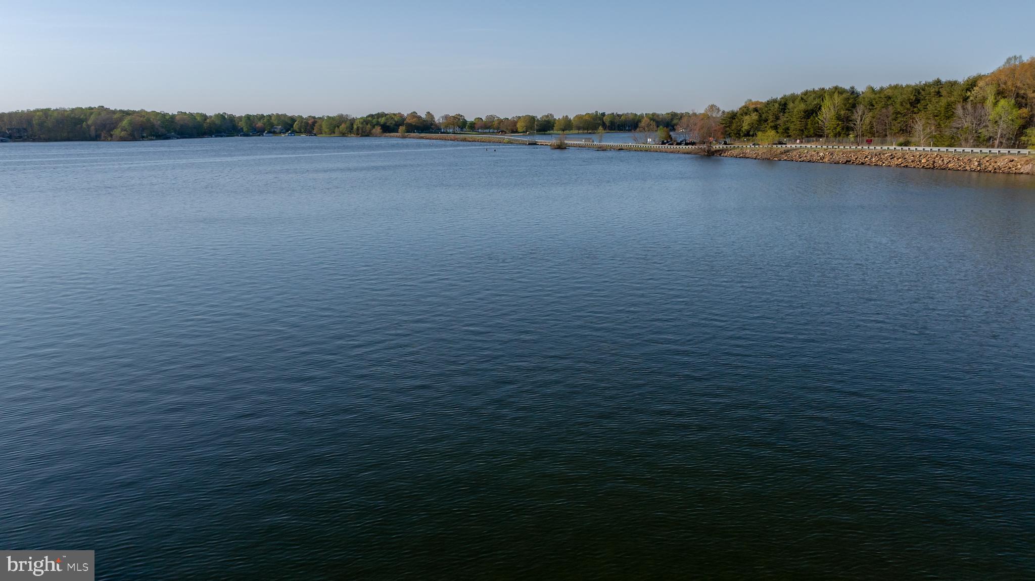 MOOREFIELDS LANDING - Land