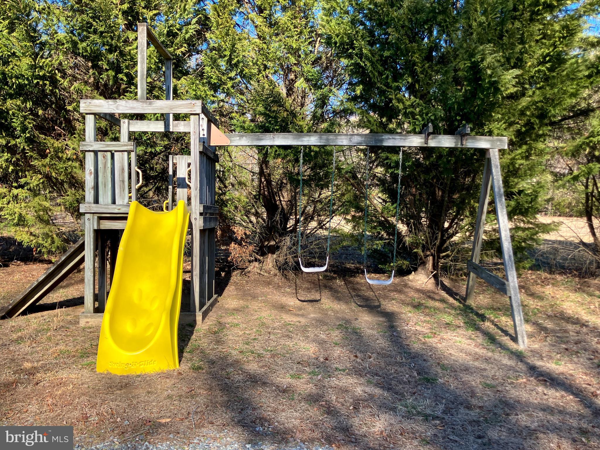 MOOREFIELDS LANDING - Land