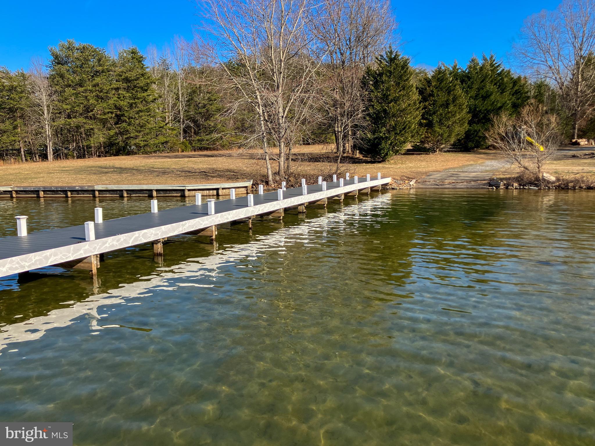 MOOREFIELDS LANDING - Land
