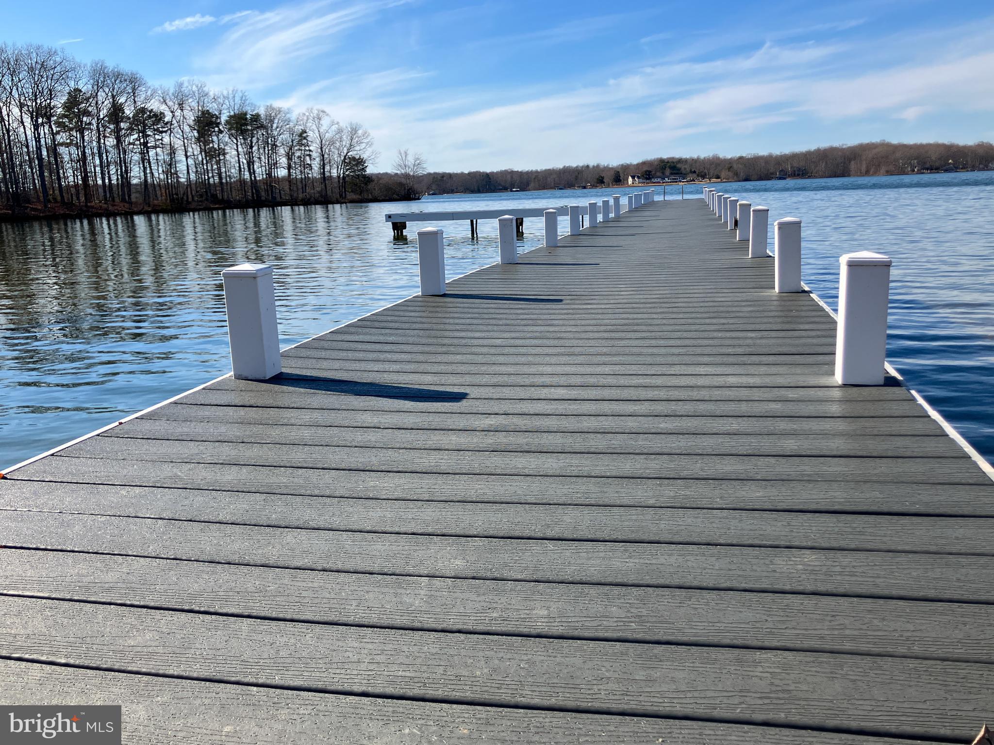 MOOREFIELDS LANDING - Land