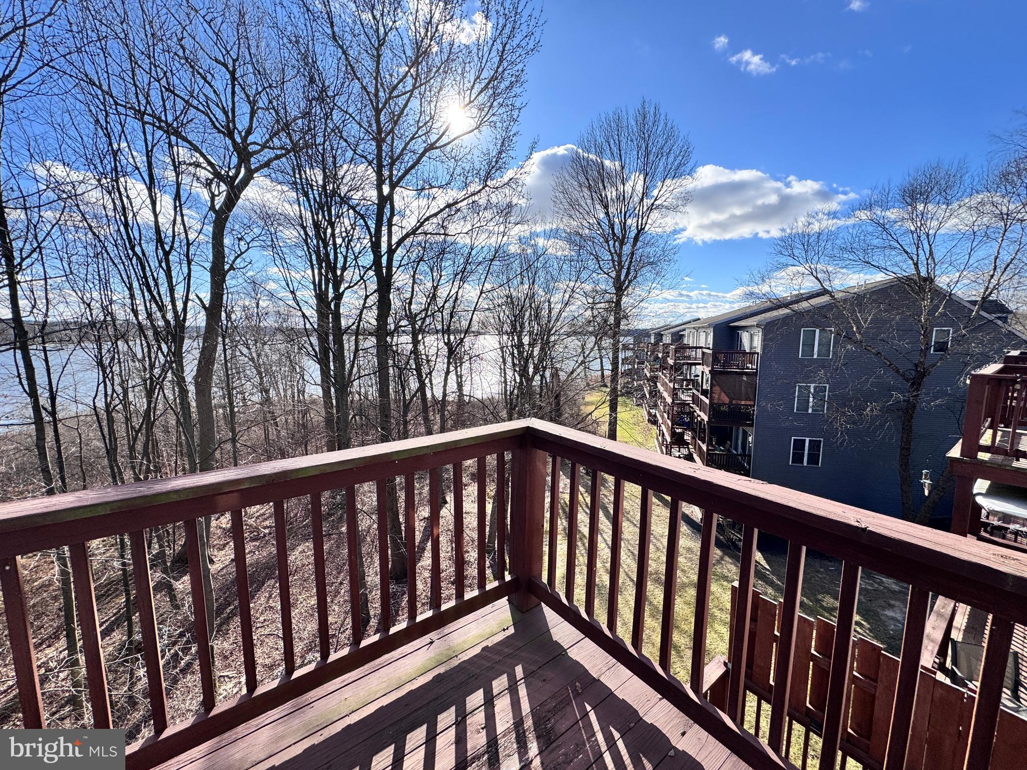 NORTH EAST ISLES - Residential