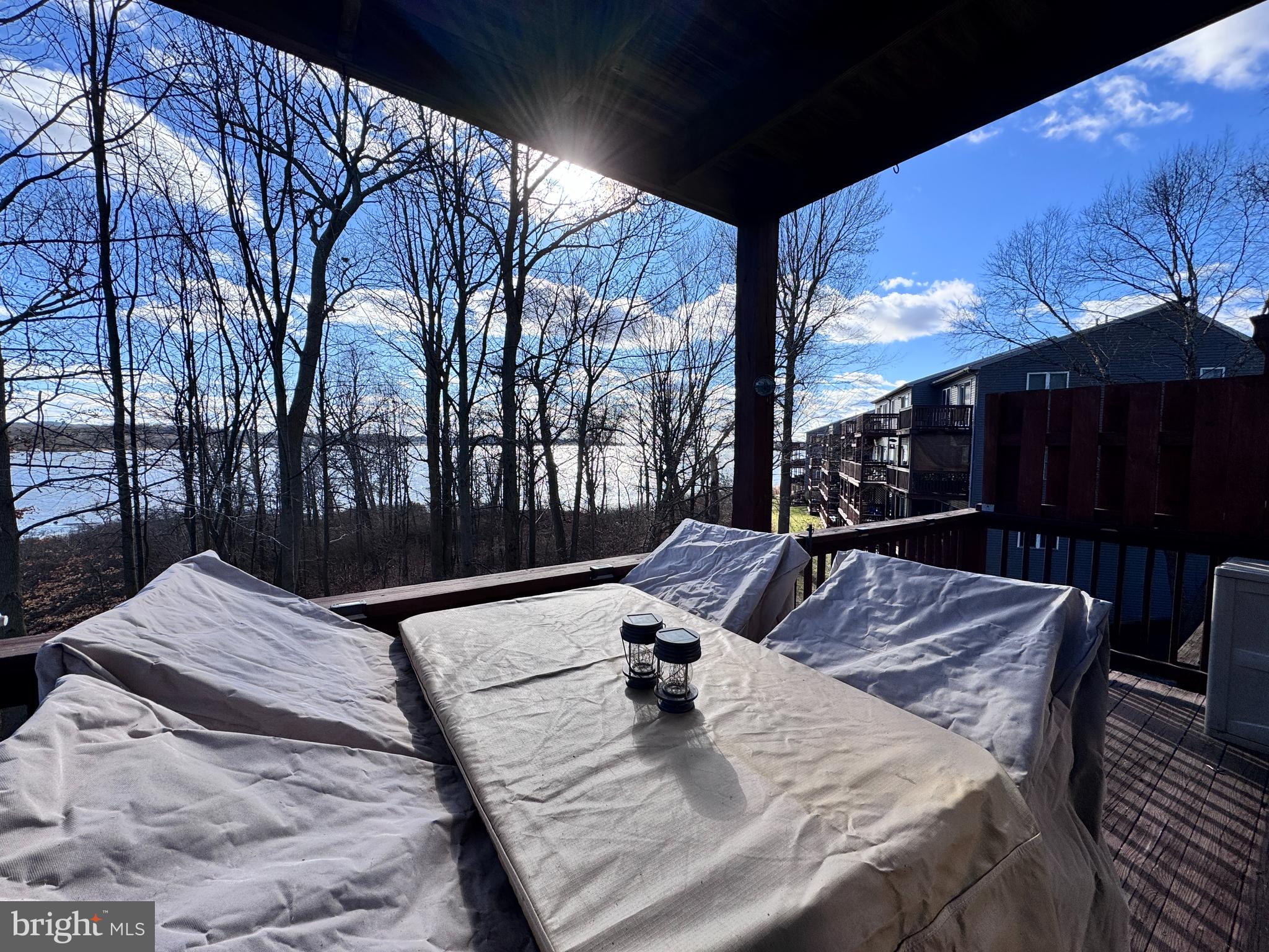 NORTH EAST ISLES - Residential