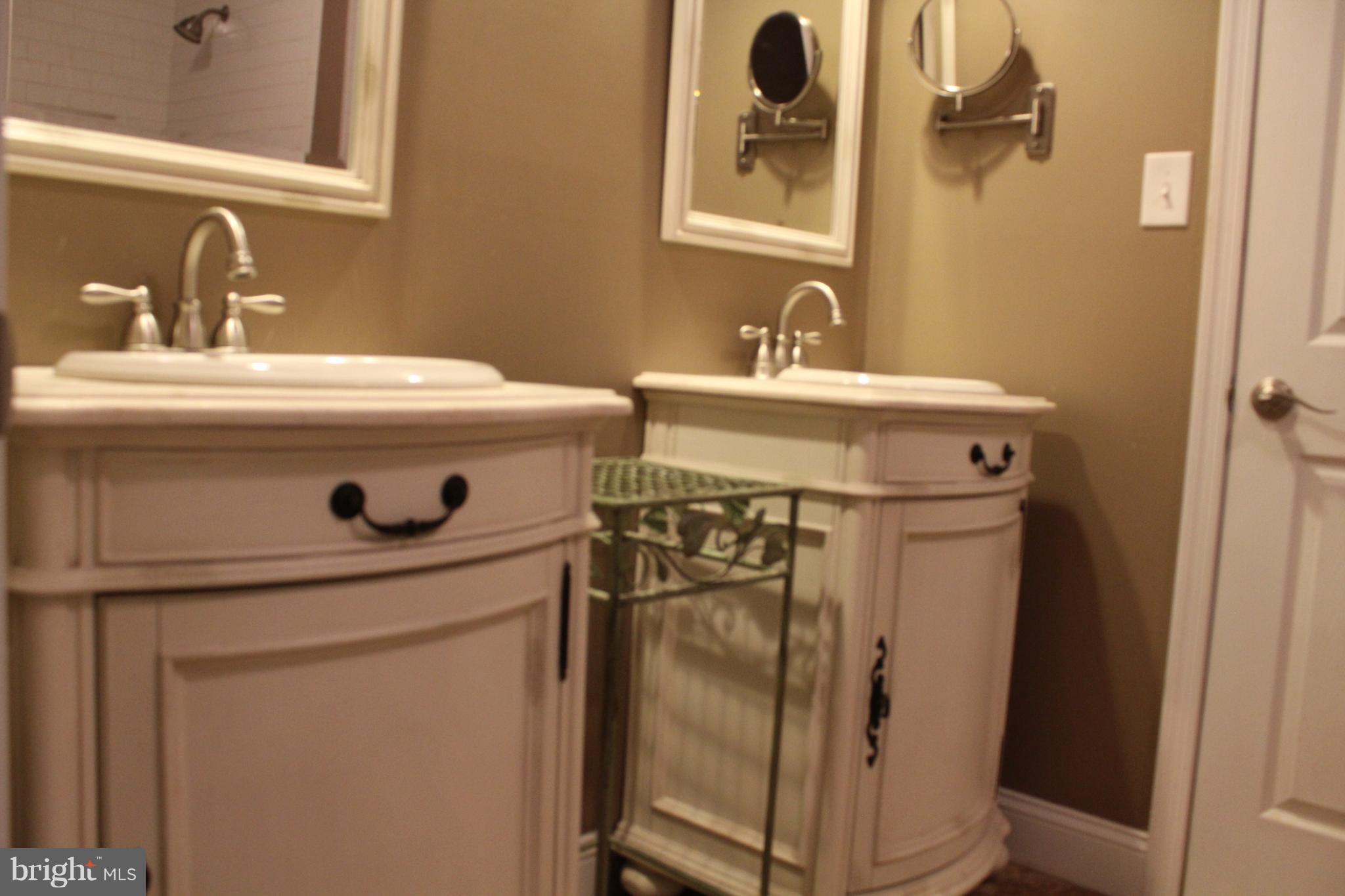 THOMAS RUN - Residential Lease