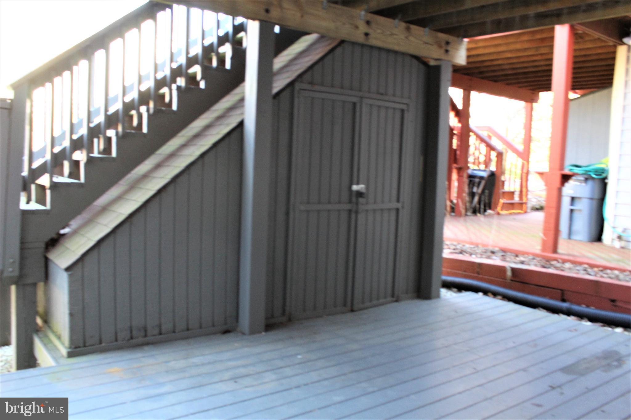 THOMAS RUN - Residential Lease