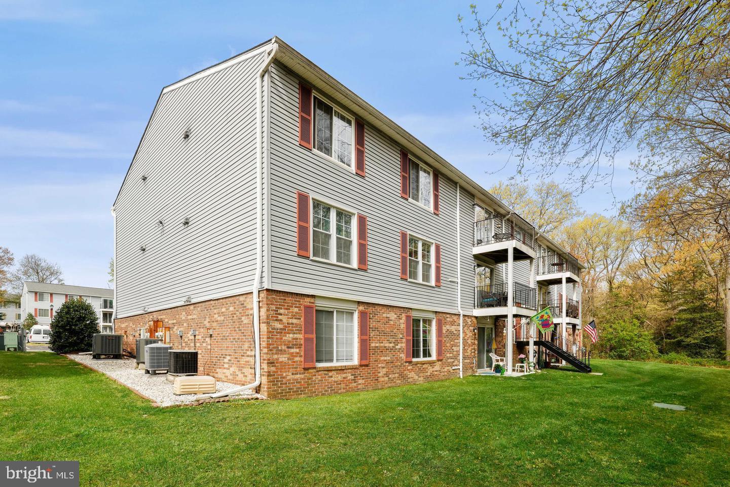 3503 WEDGEWOOD COURT M M