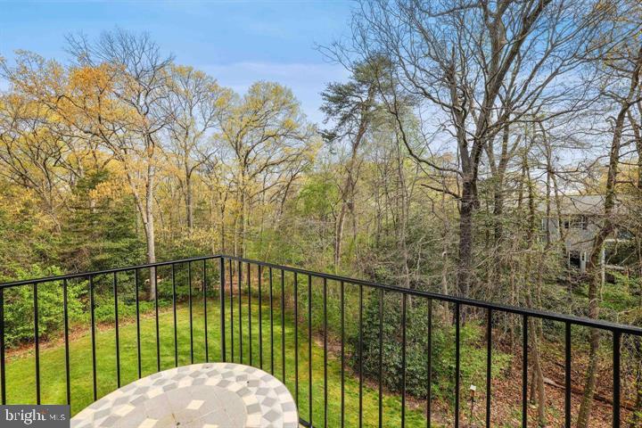 3503 WEDGEWOOD COURT M M