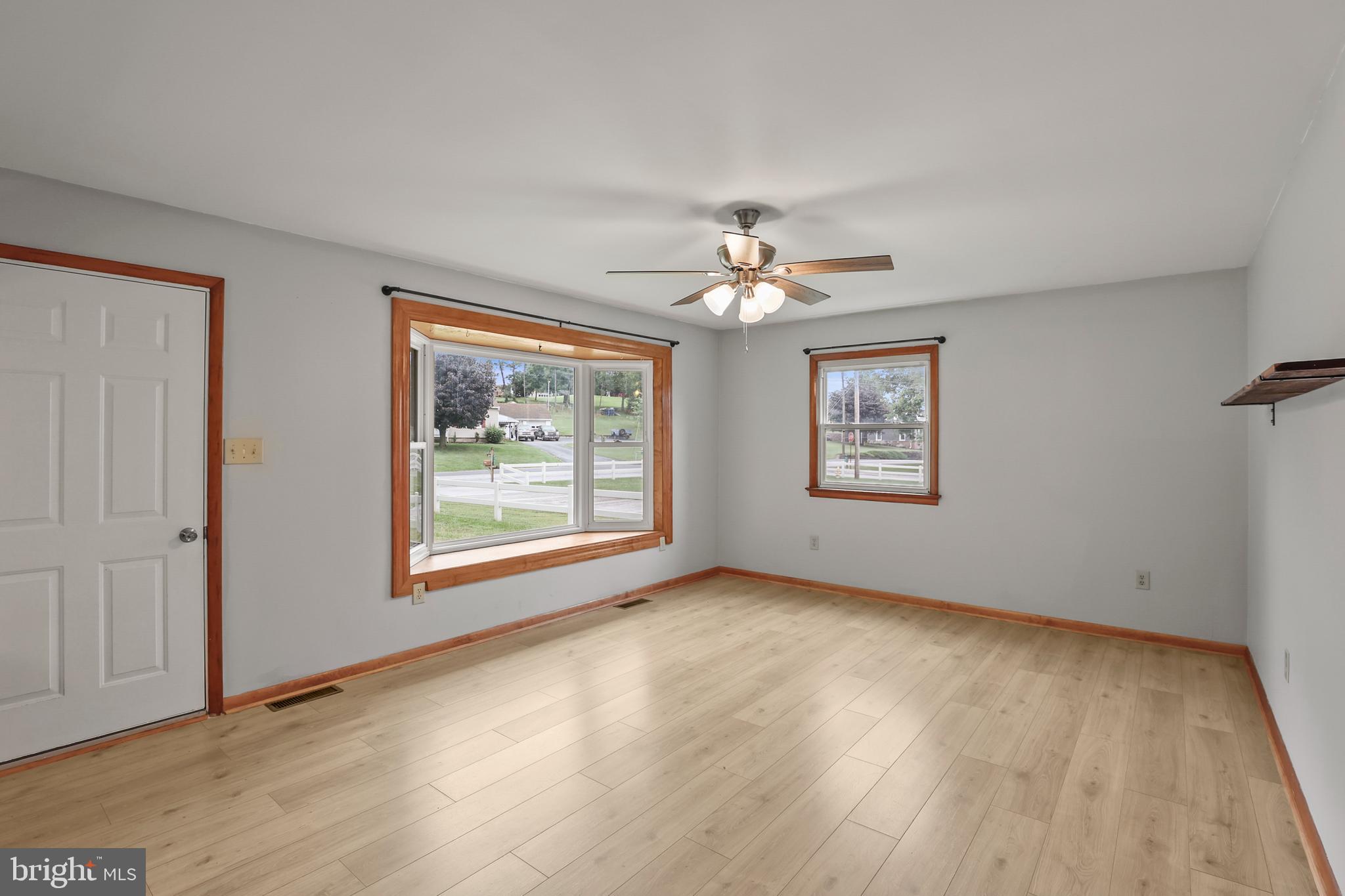 2152 WHITE HALL ROAD
