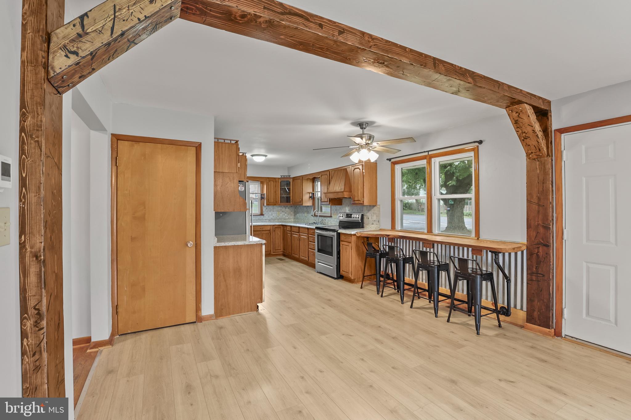 2152 WHITE HALL ROAD