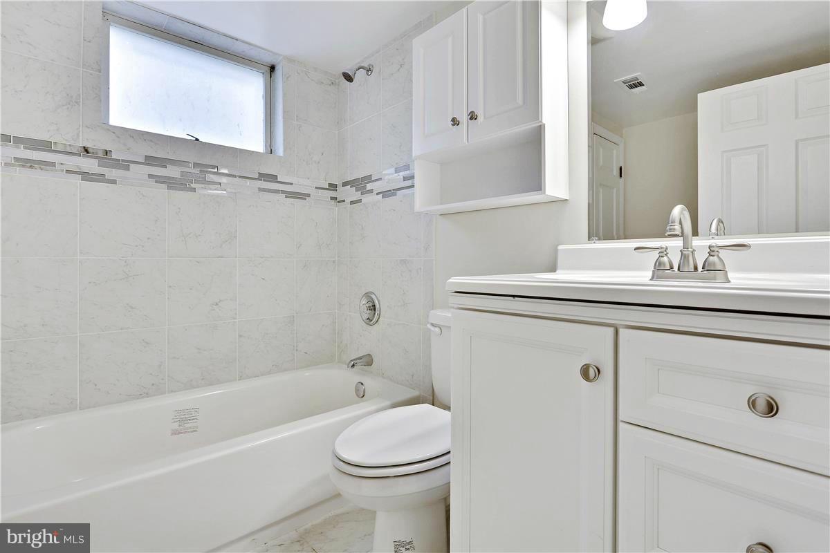 CHESTNUT RIDGE - Residential